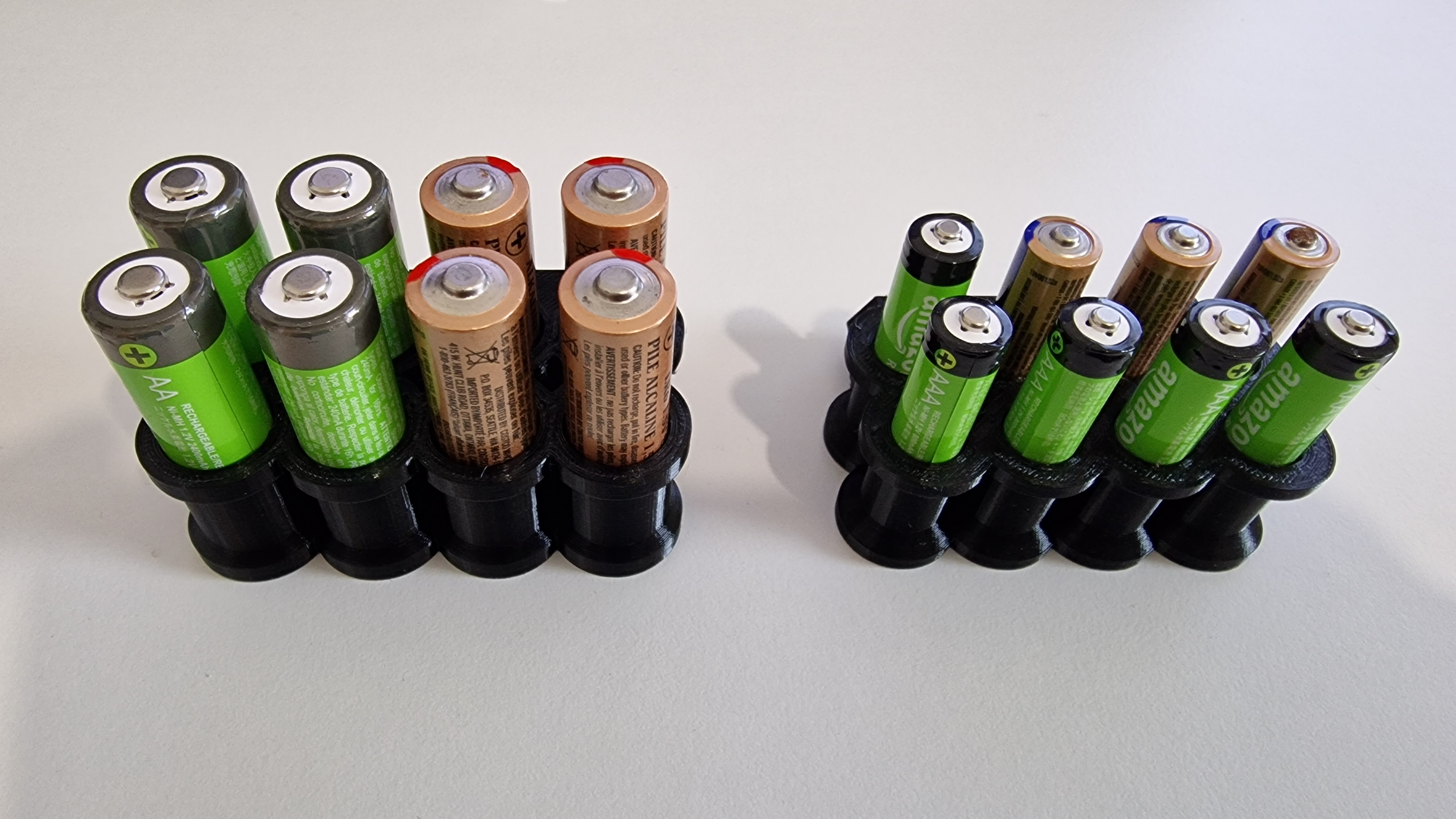 Honeycomb Storage Wall Battery holder 8 x AA and 8 x AAA