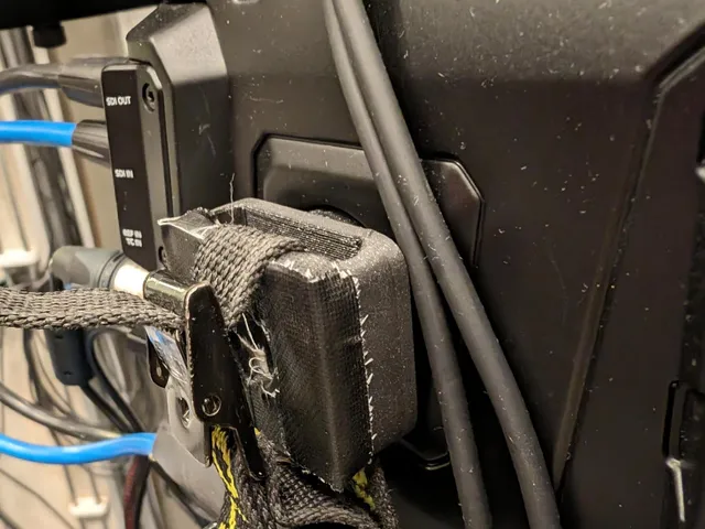 arri rosette cable holder