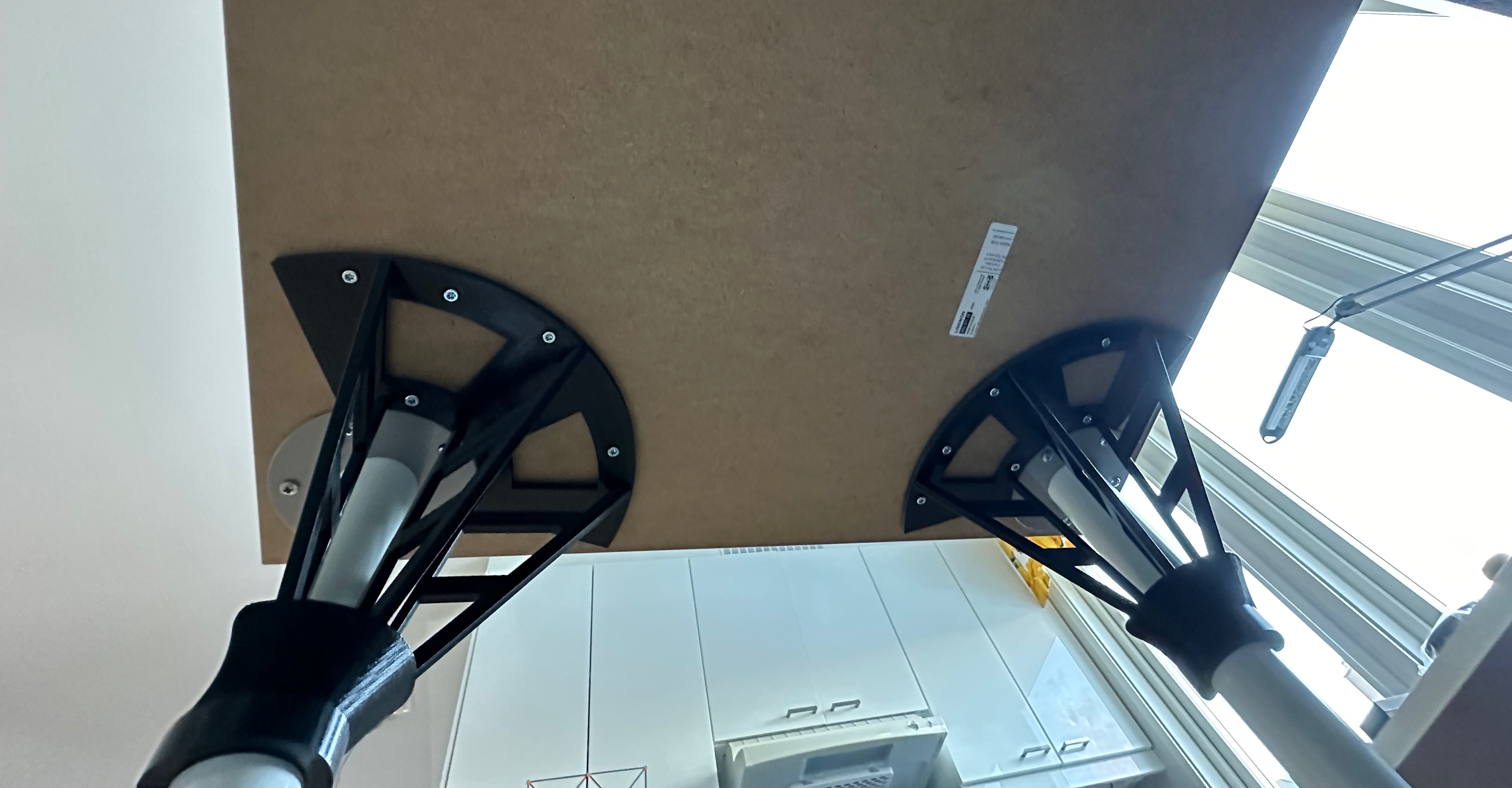 Brackets for IKEA Linnmon by Christer Download free STL model