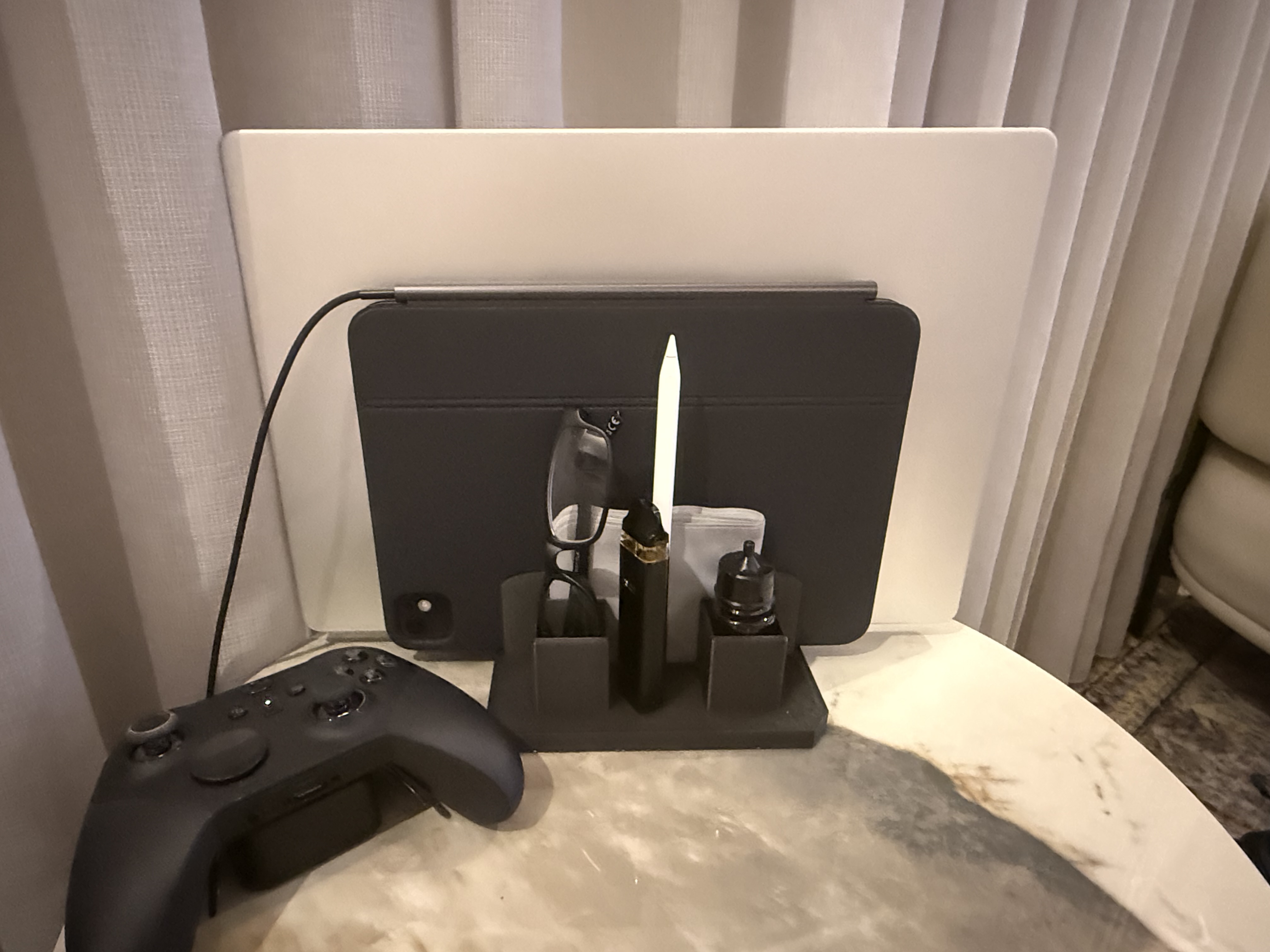 Apple MacBook Pro Stand