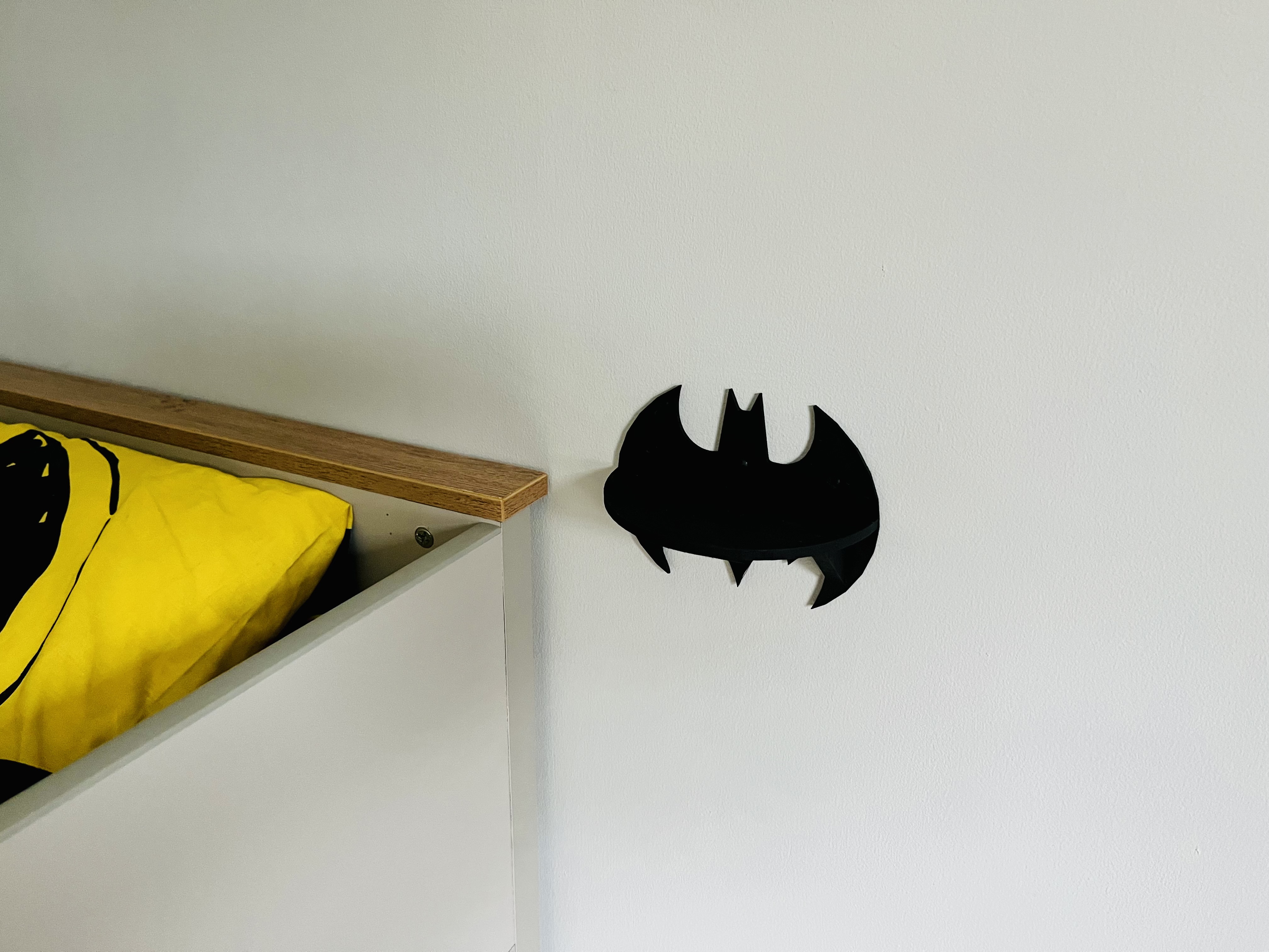 bat-shelf