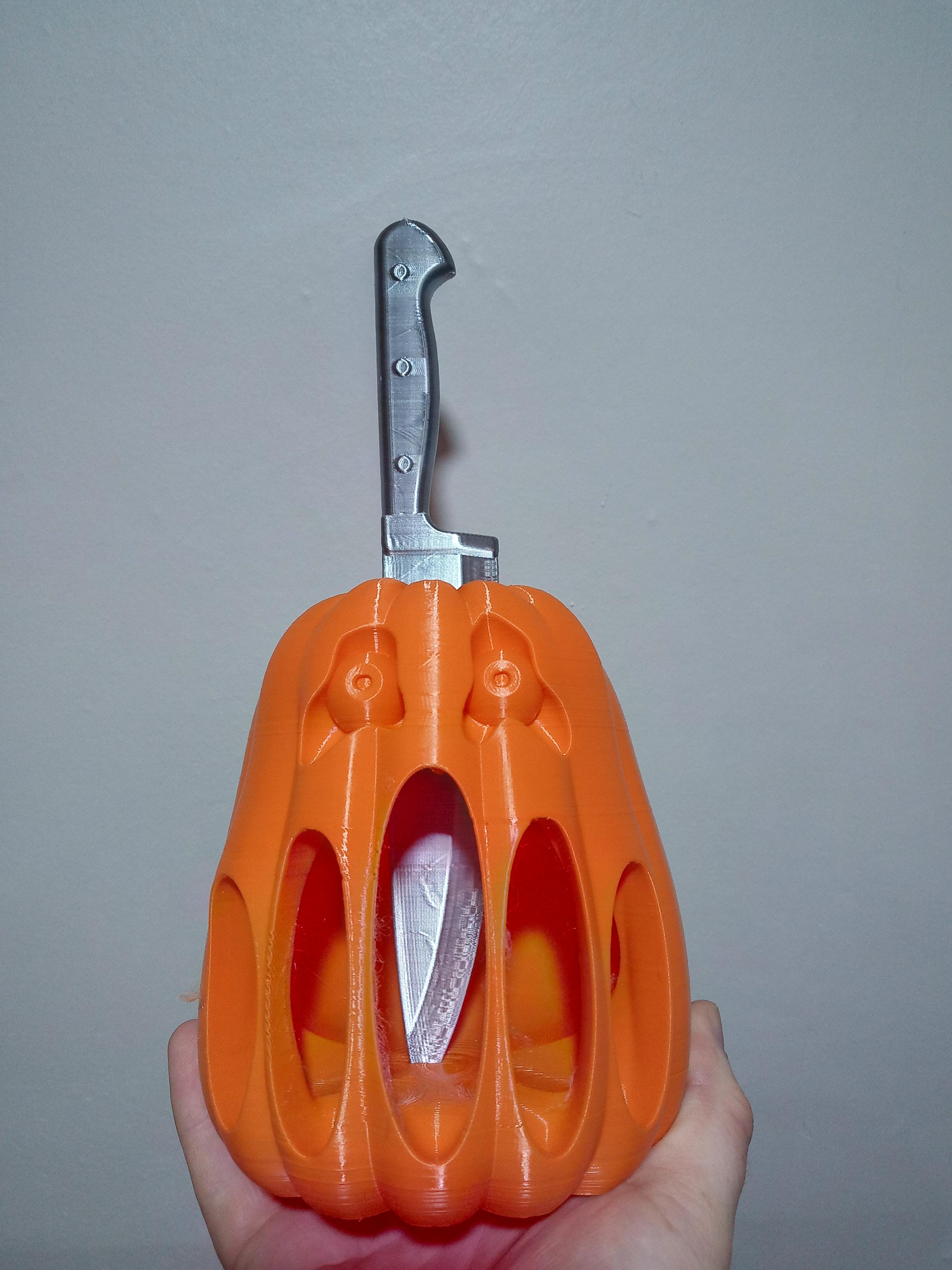 Miniatura 3 do modelo 3D Screaming Pumpkin
