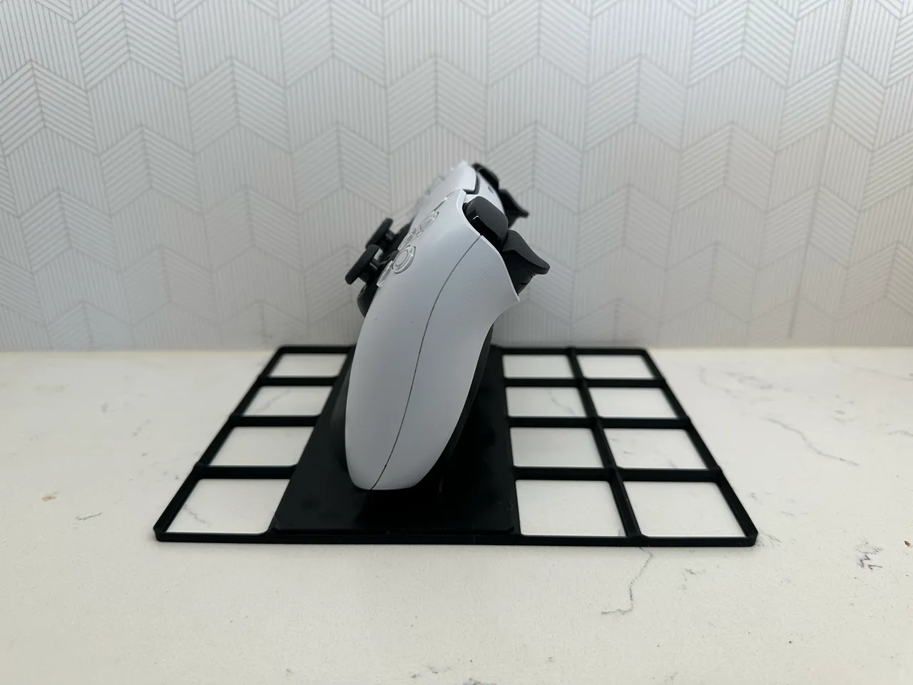 Gridfinity PS5 DualSense Controller Stand by willchill | Download free ...