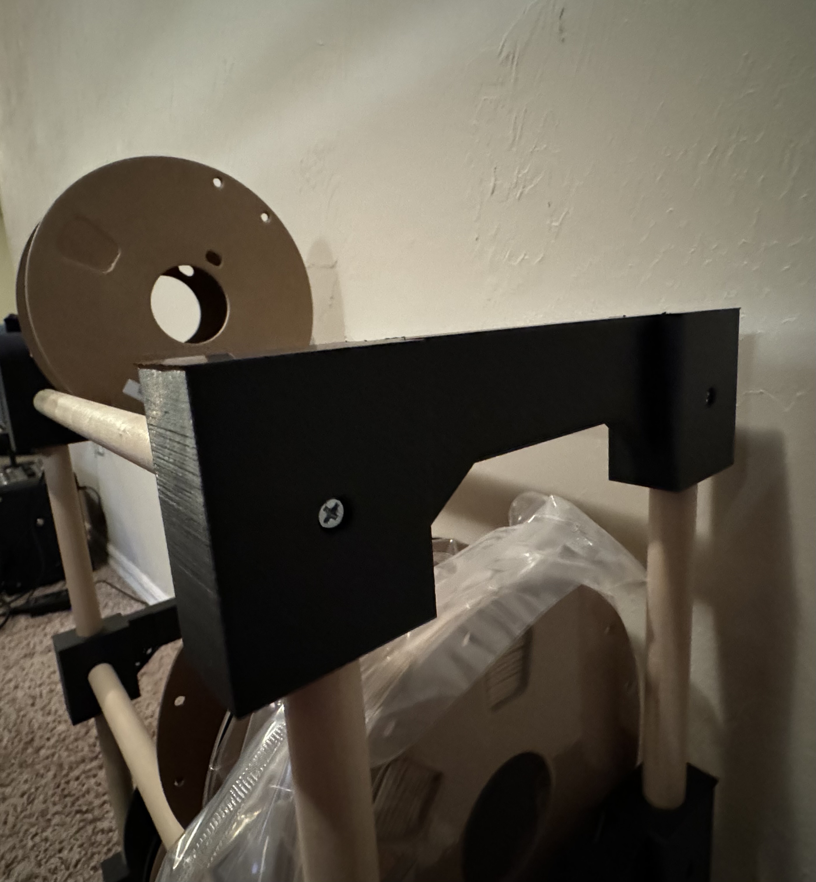 Miniatura 2 do modelo 3D Modular Spool Rack