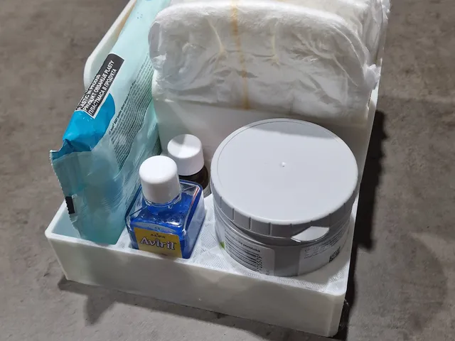 Diapers holder
