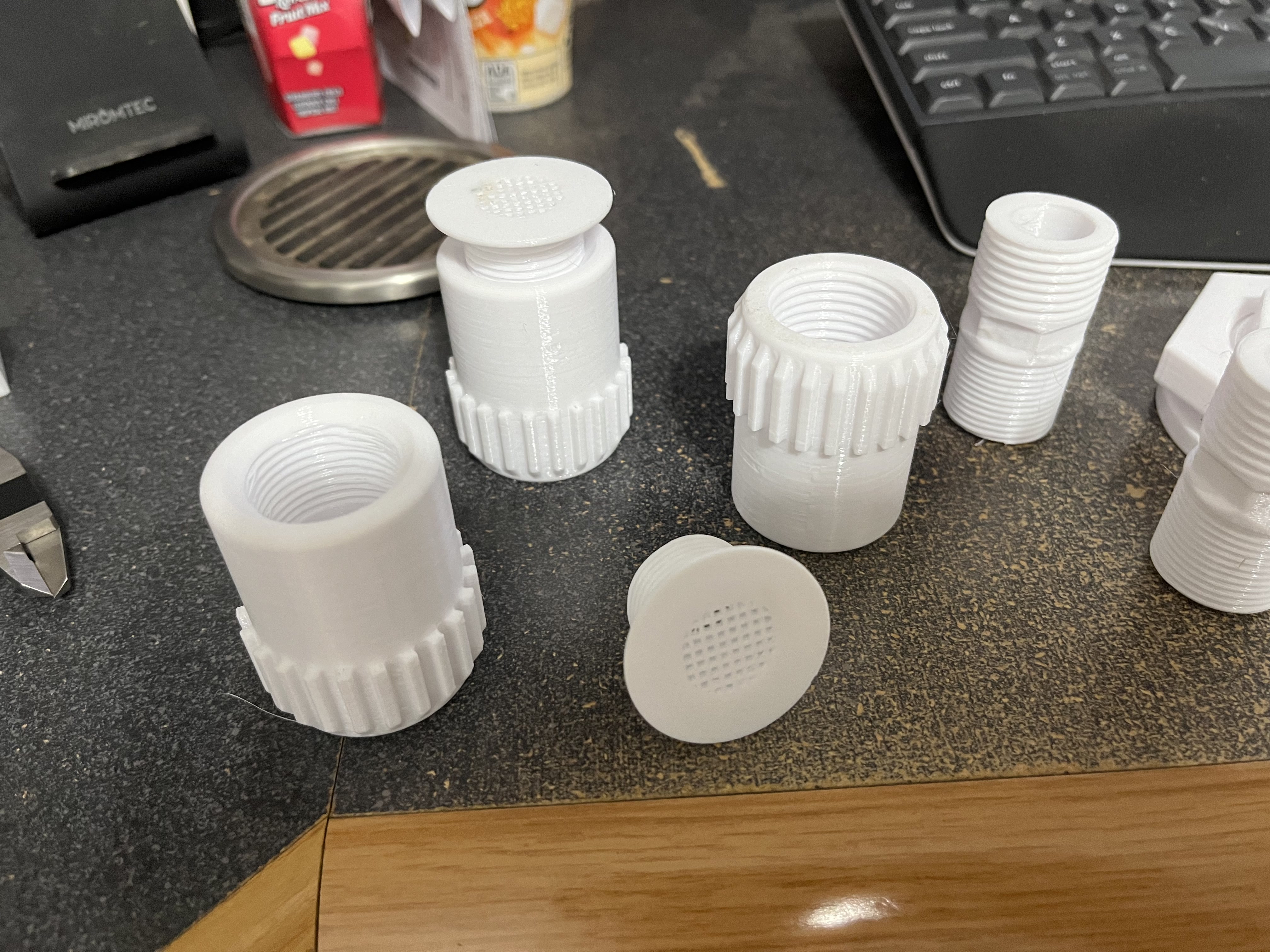 Rain barrel to 1.5" pool drain hose adapter