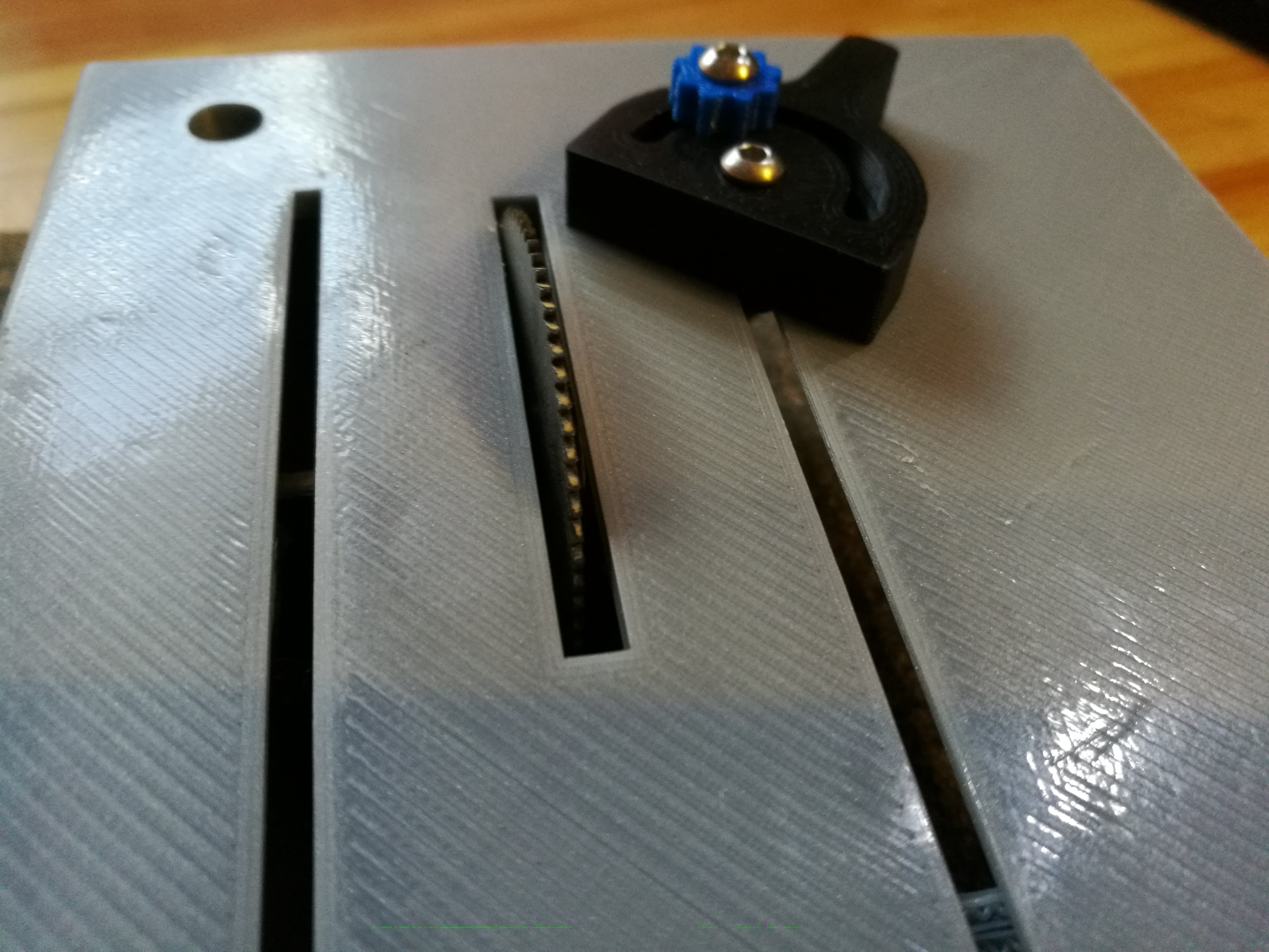 Miniatura 10 do modelo 3D Table saw for Dremel