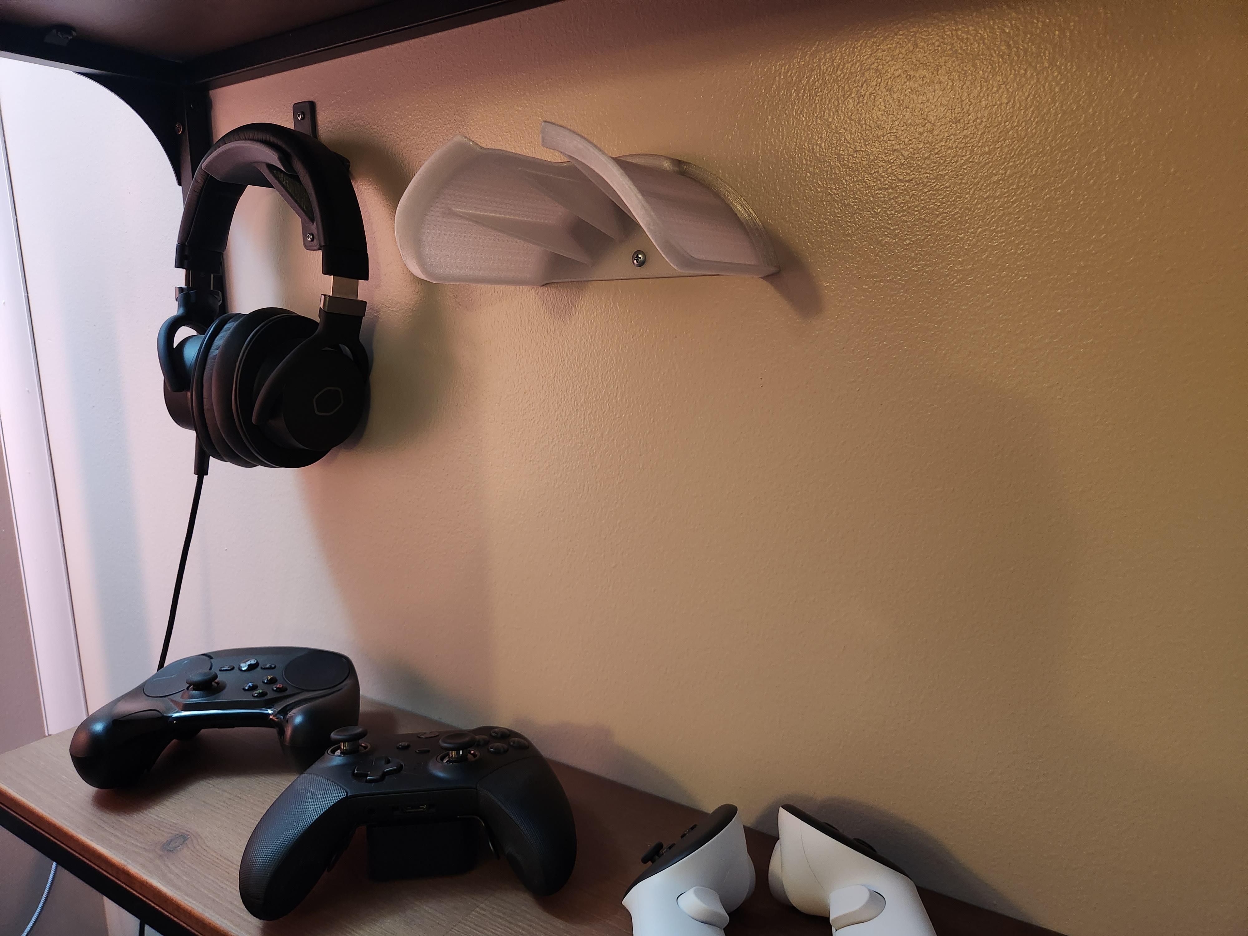 Miniatura 2 do modelo 3D Quest 3 Headset Wall Mount