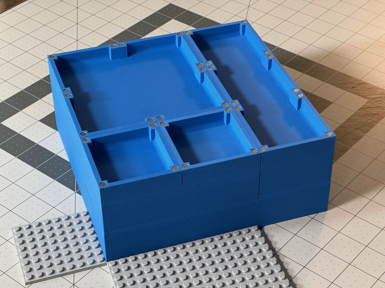 Magnetic Modular LEGO Tray System by Stephen Kowalski, Download free STL  model
