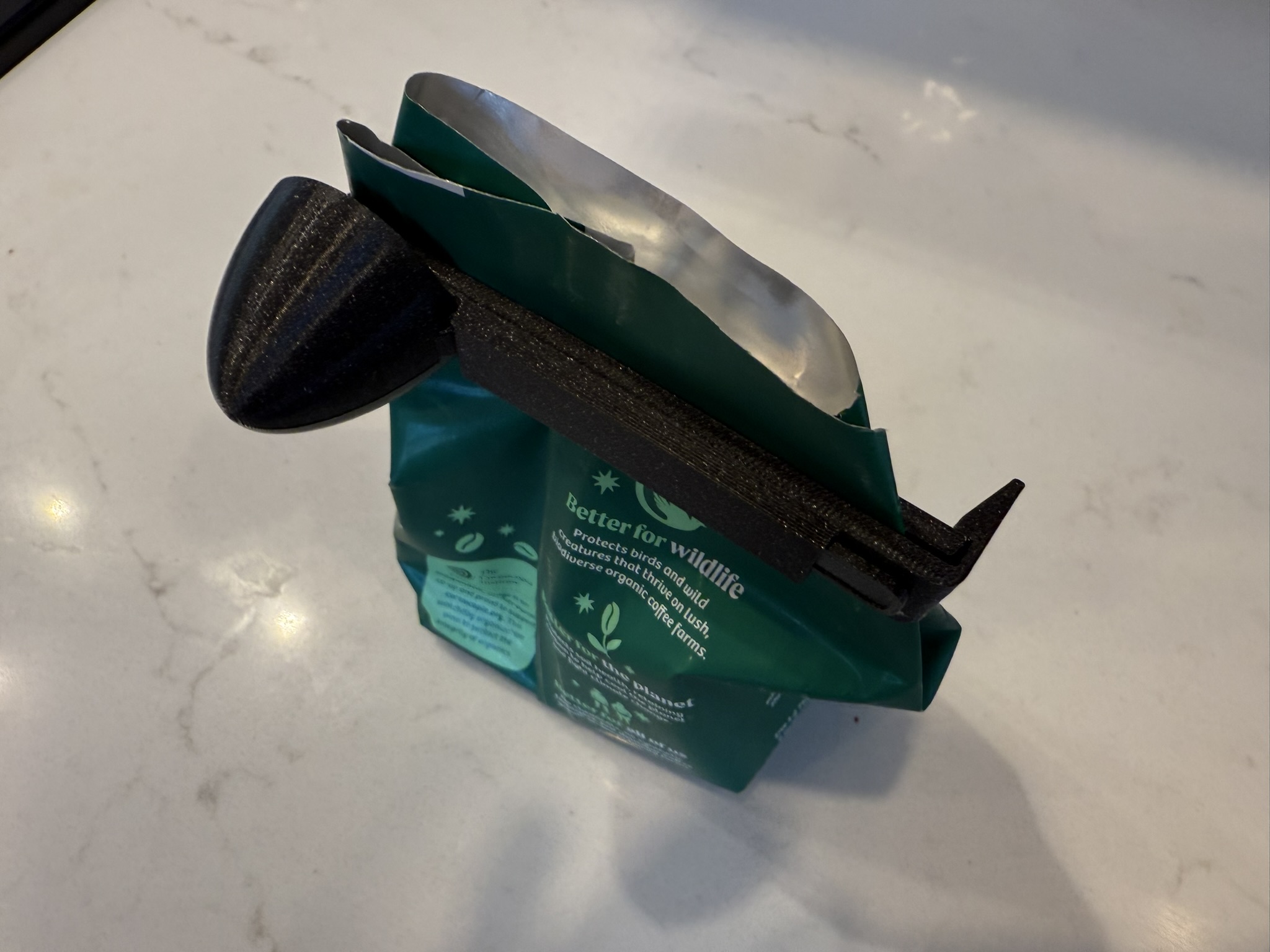 Coffee Bag Clip w/ Coffee Scoop Holder