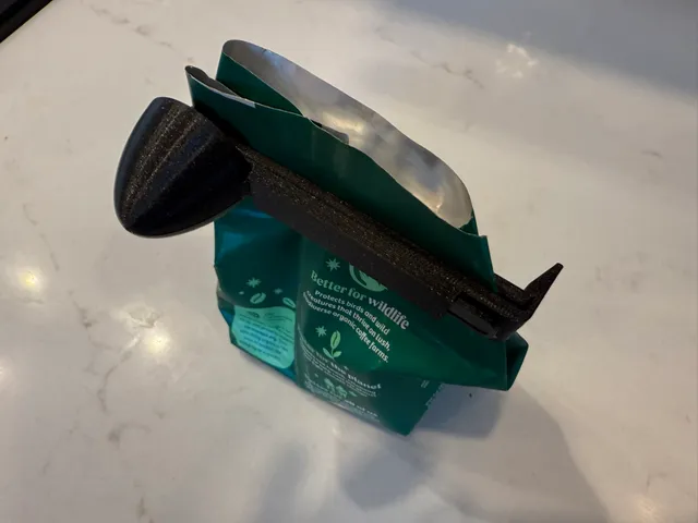 Coffee Bag Clip w/ Coffee Scoop Holder