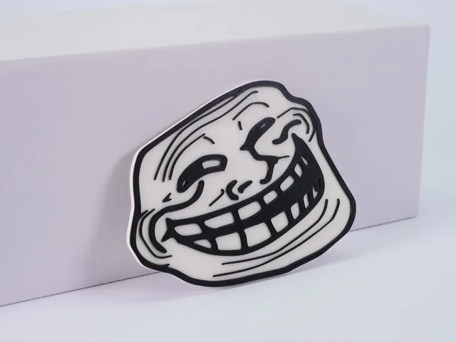 Trollface Magnet