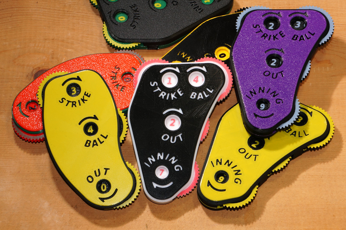 Umpire's 4-dial and 3-dial Indicators (Traditional)