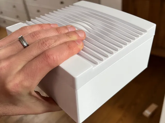 Distanční vložka ke koupelnovému ventilátoru