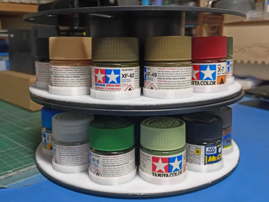 Organizer for Tamiya/Mr.Hobby paints from spool by Piksel 19 201