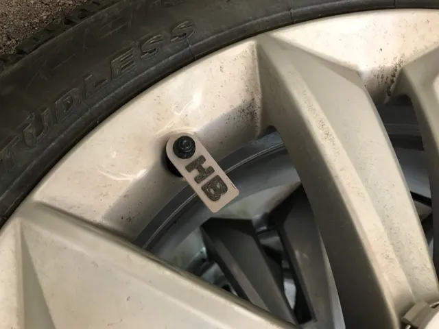 Tire Storage Tags. (Scandinavian)