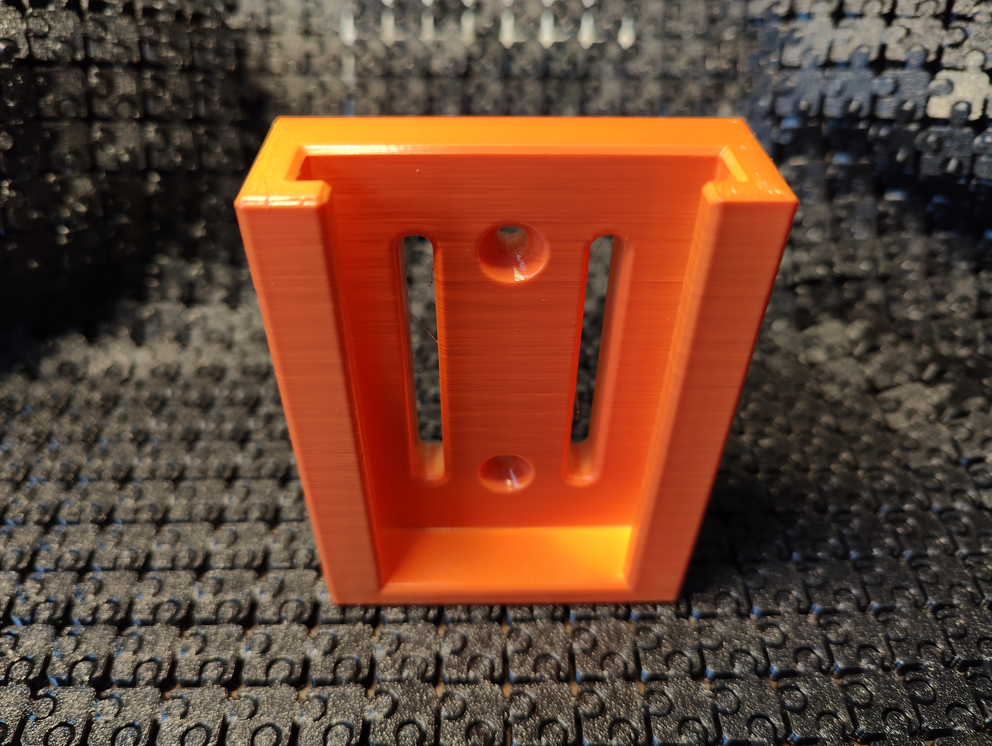 Black and Decker Battery Wall Mount