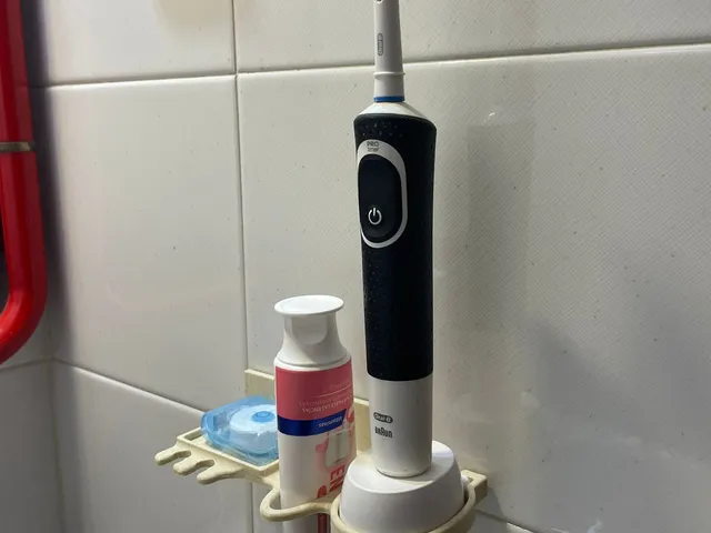 Bath shelf
