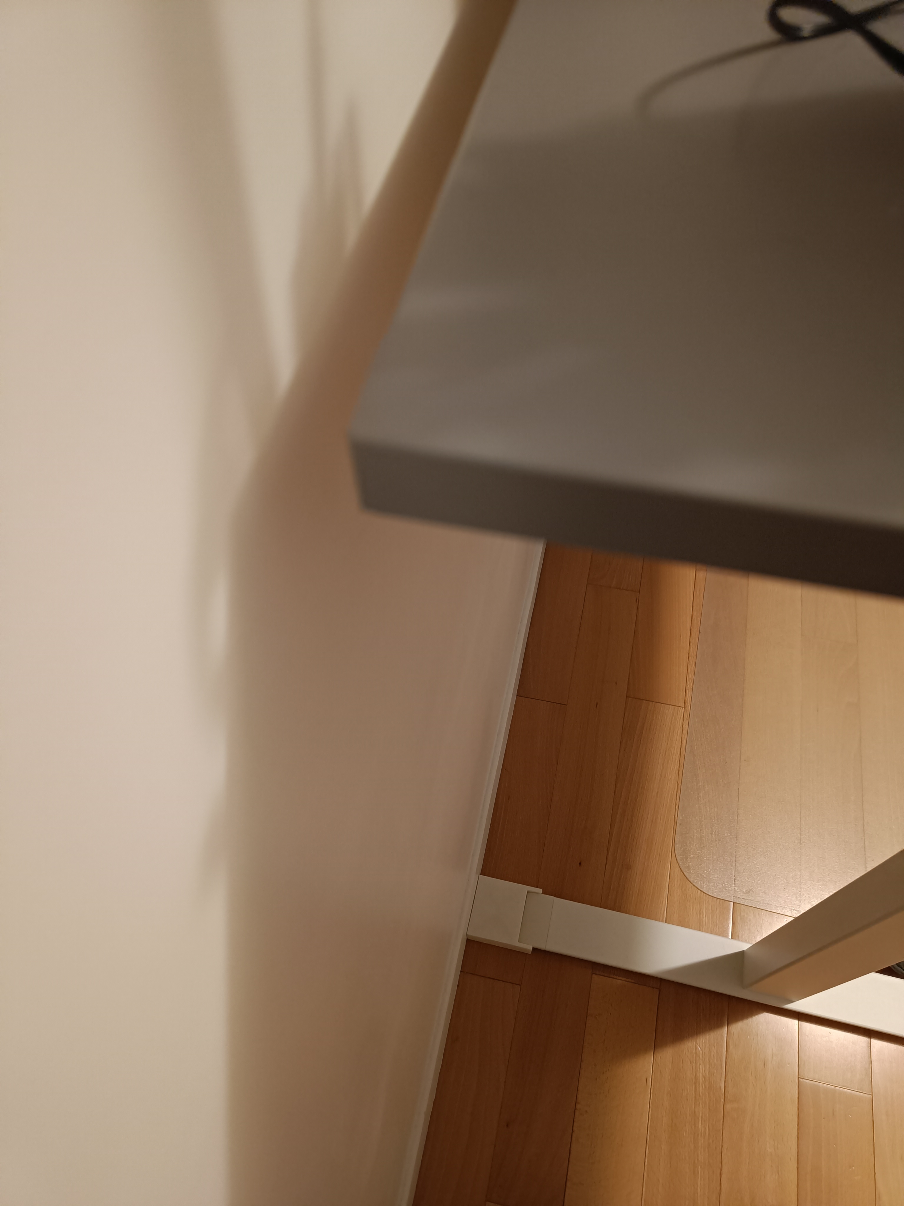 Wall spacer for Ikea Rodulf desktstop