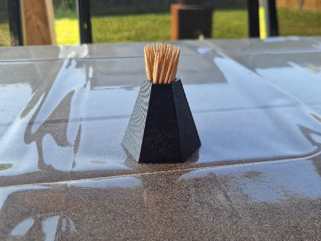 Toothpick holder