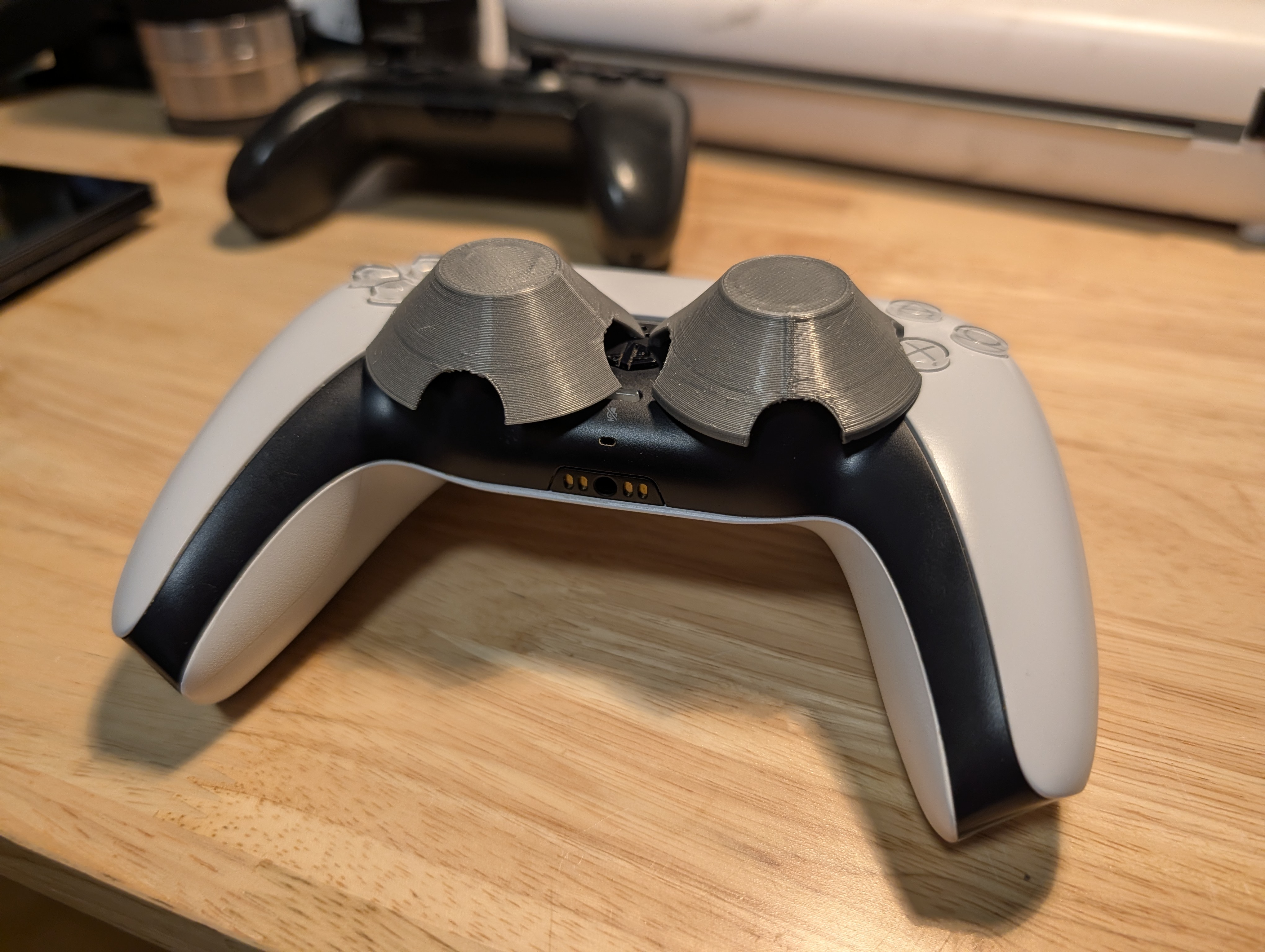 Miniatura 5 do modelo 3D Controller Thumbstick Guard