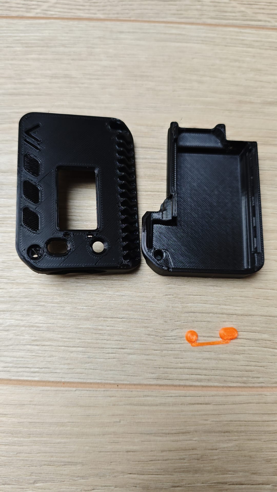 Heltec T114 custom/bigger H2T case - no logo