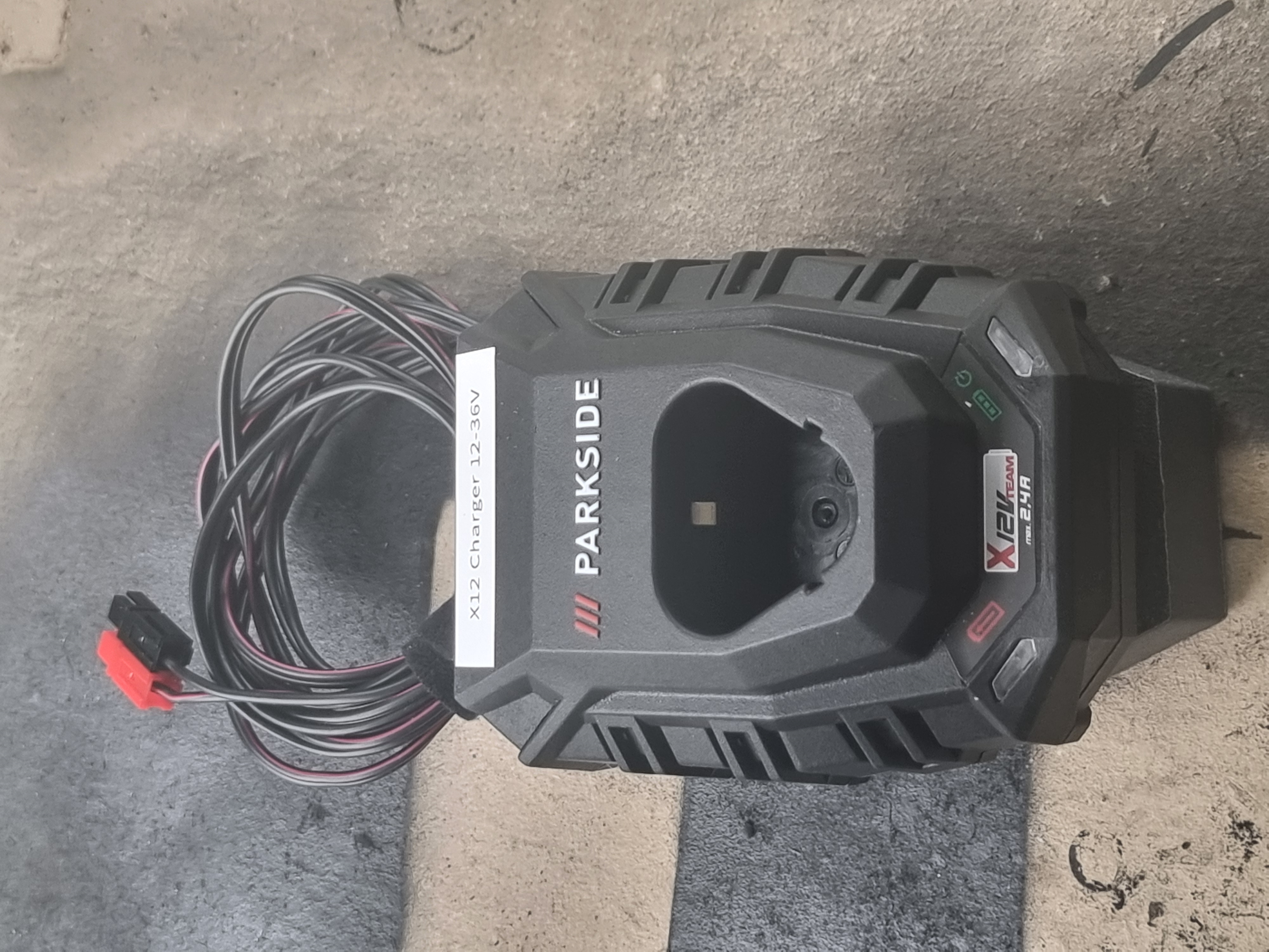 Parkside x12 battery charger 12V-32V powered