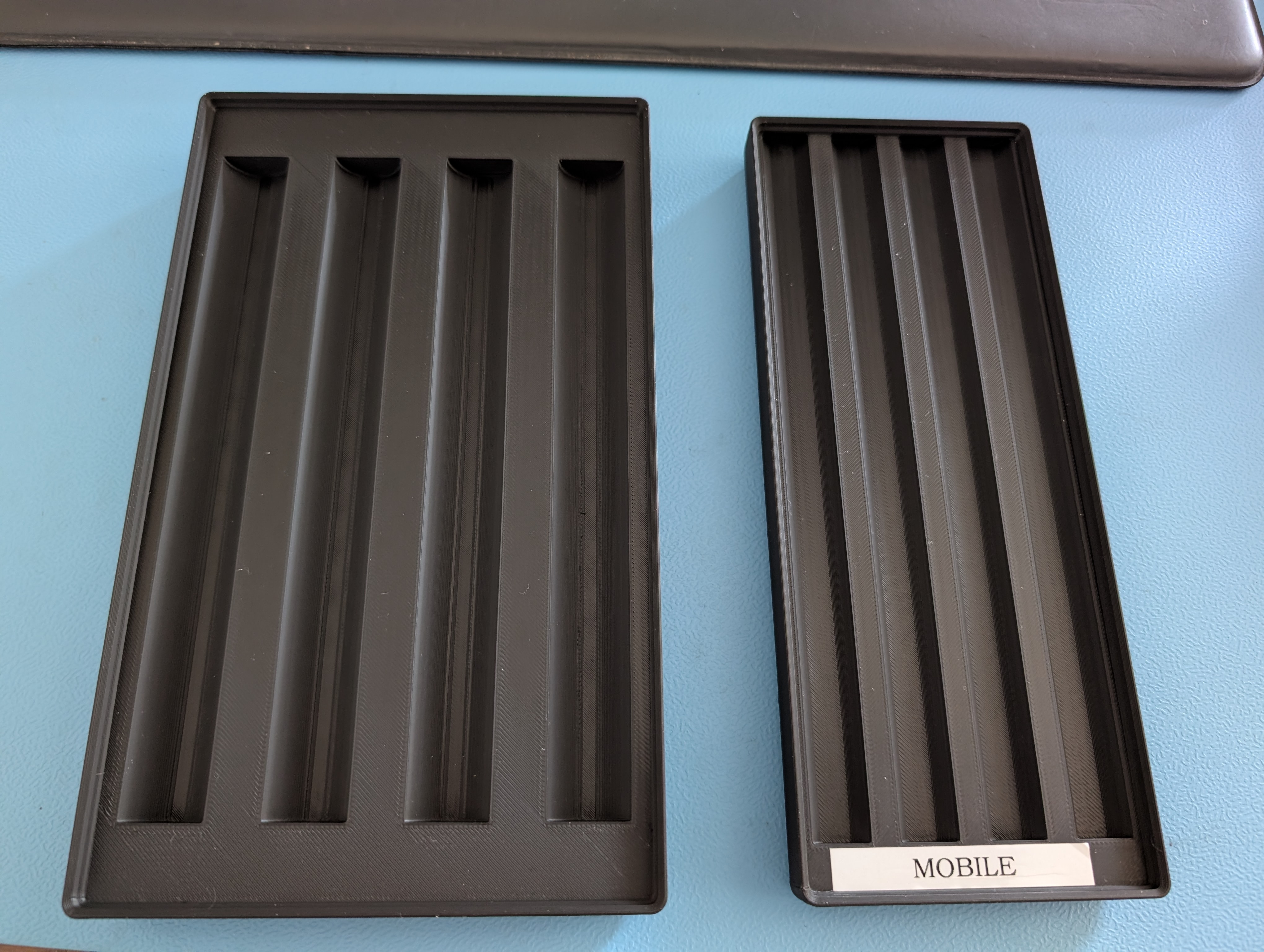 Gridfinity bins for Teltonika RUTX11, or similar, antennas (WiFi + Mobile)