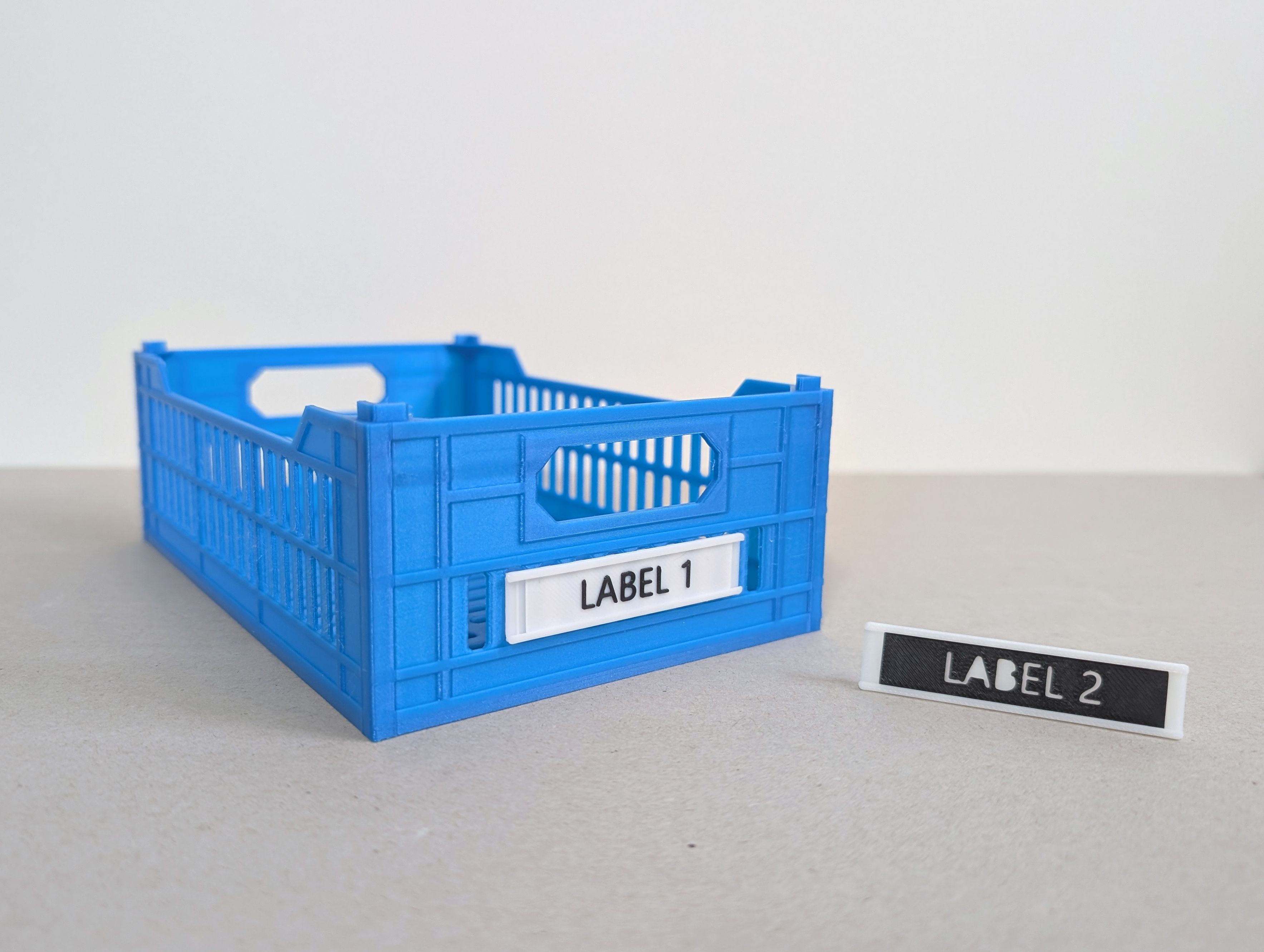 Clip-on LABEL for Stackable Crate Plus | REMIX 3D model thumbnail
