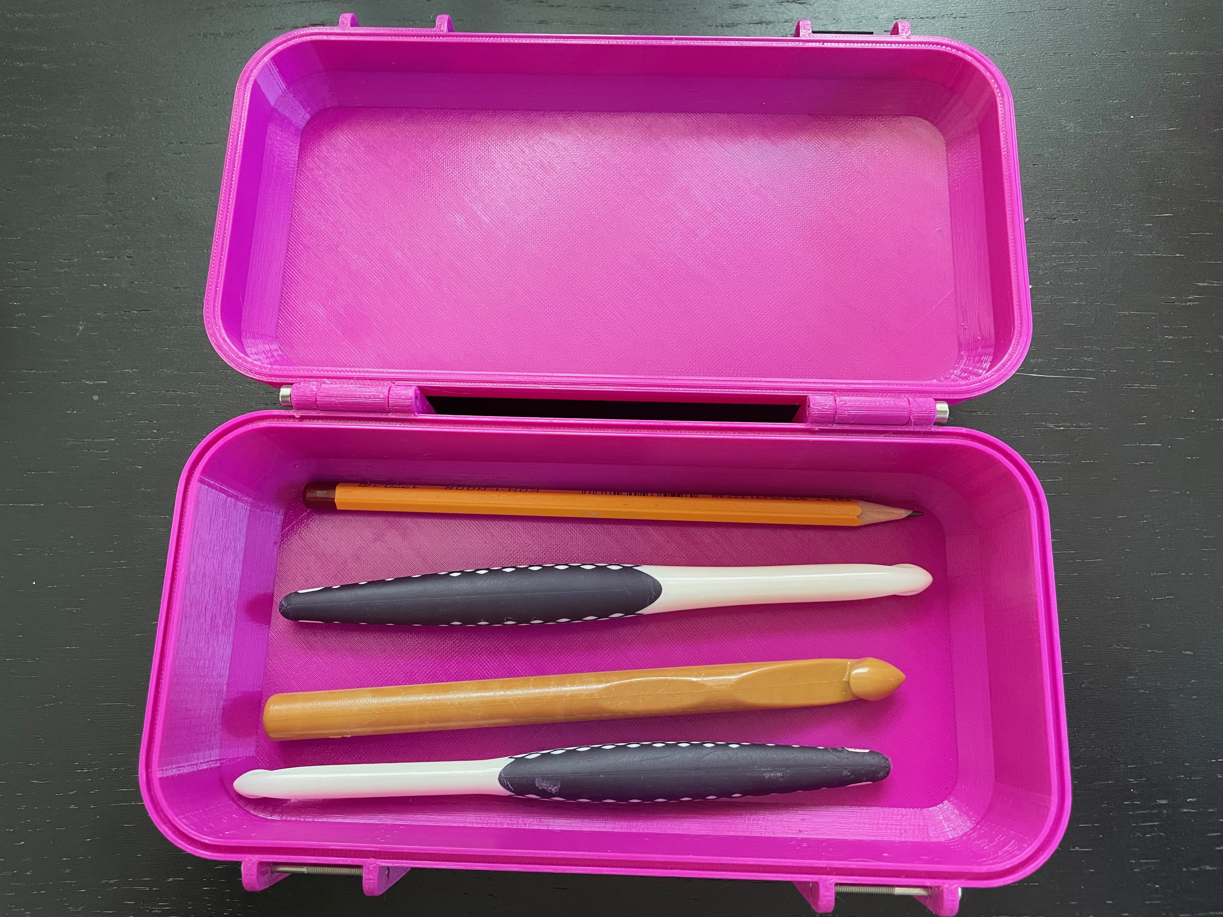 Miniatura 3 do modelo 3D Small tool box