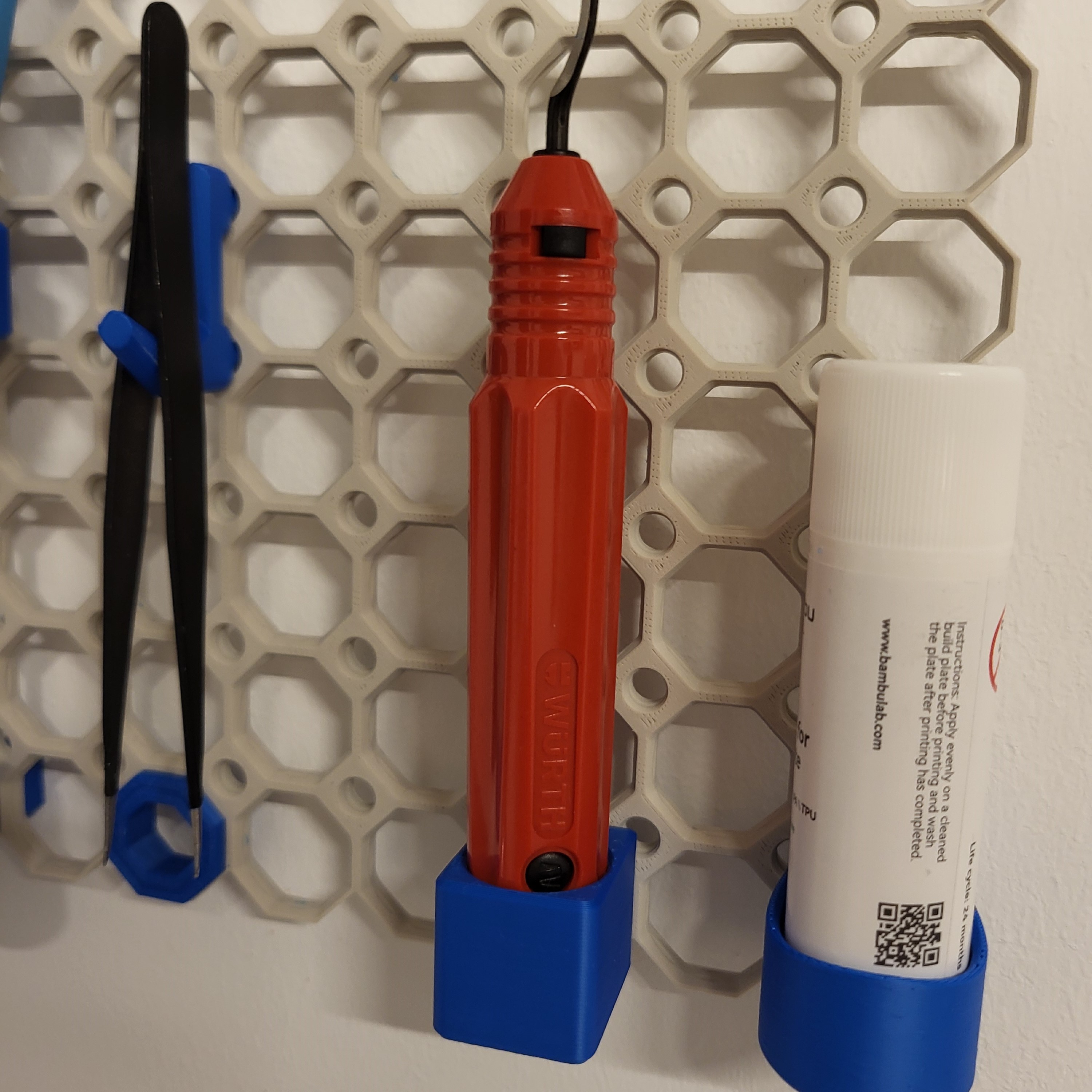 Multiboard Holder for Hand Deburring Tools