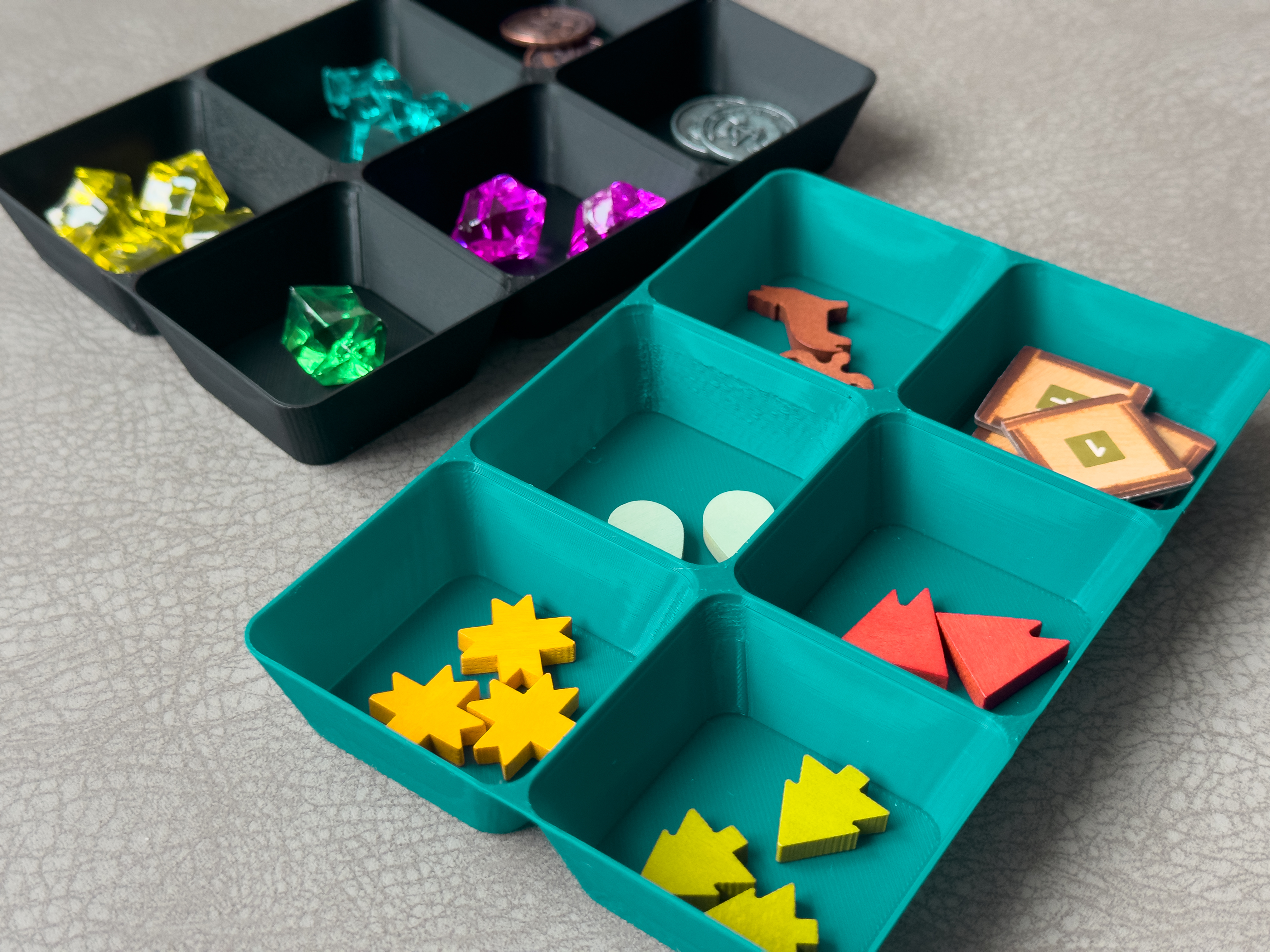 6 Compartment Tray for small parts or tokens