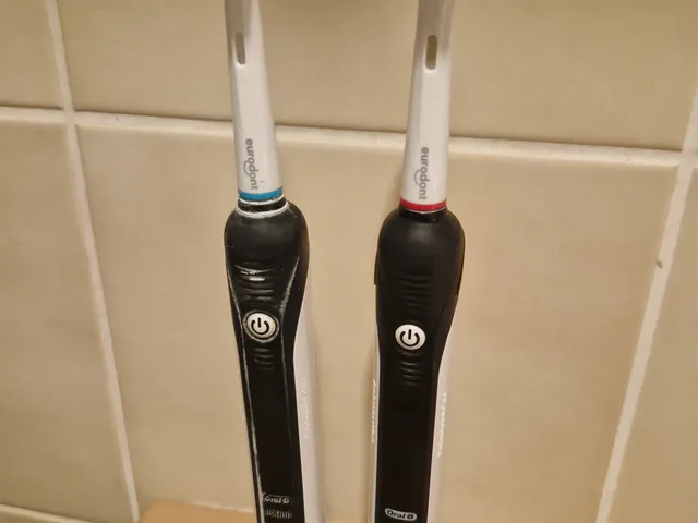 Oral-B-Double-Stand