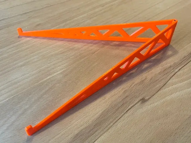Foldable laptop stand