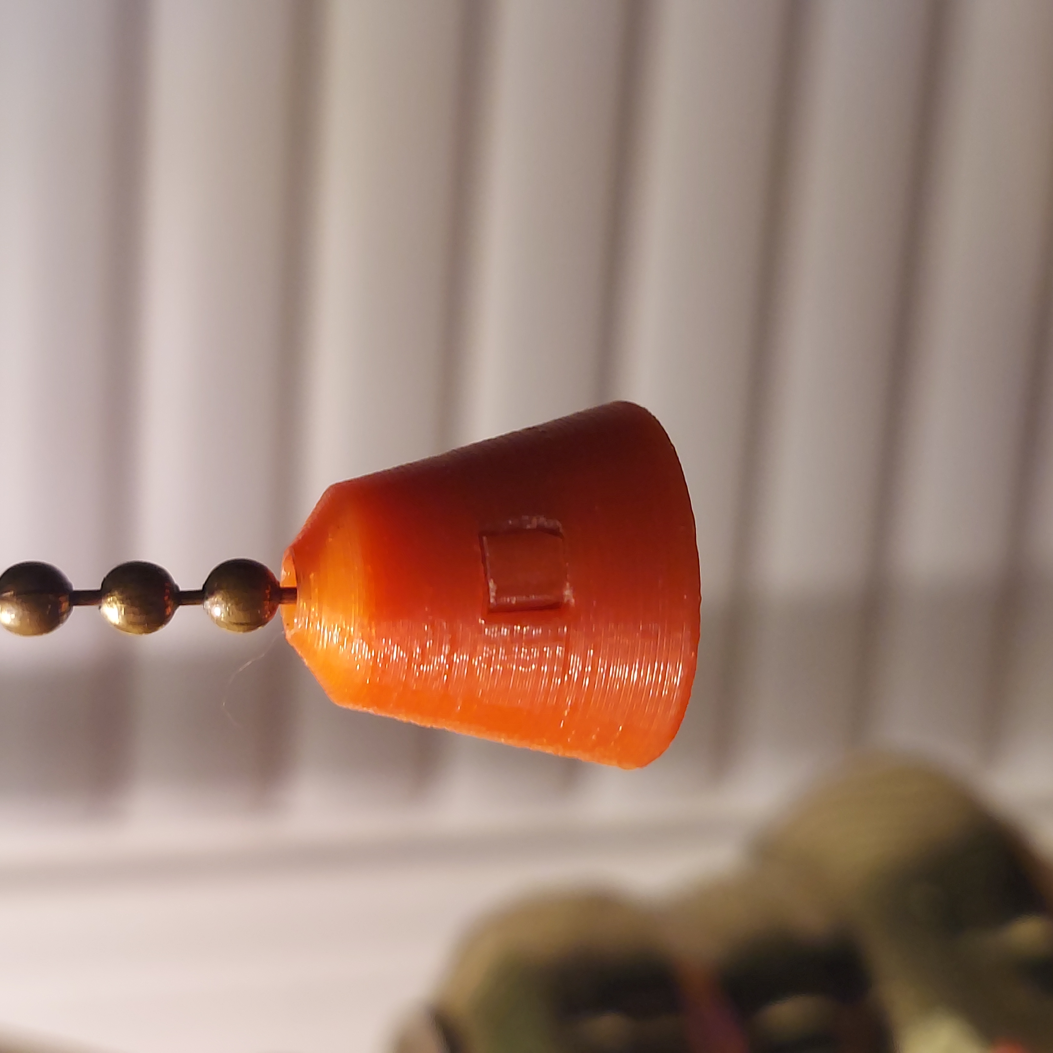 Lock-On Light Chain Pull