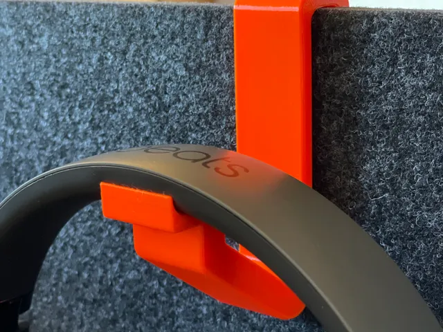 Beats Headset Holder