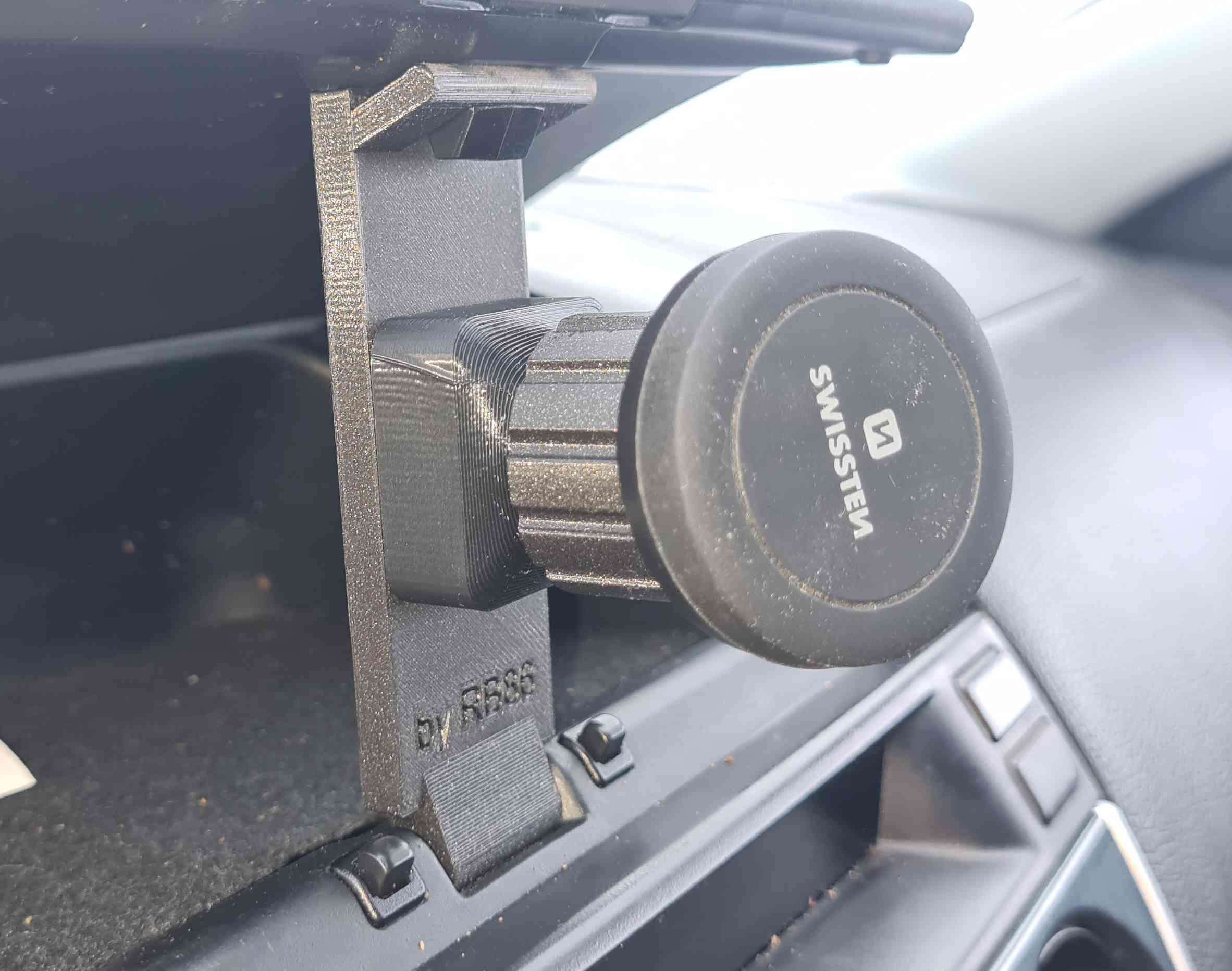 Base_for mazda holder