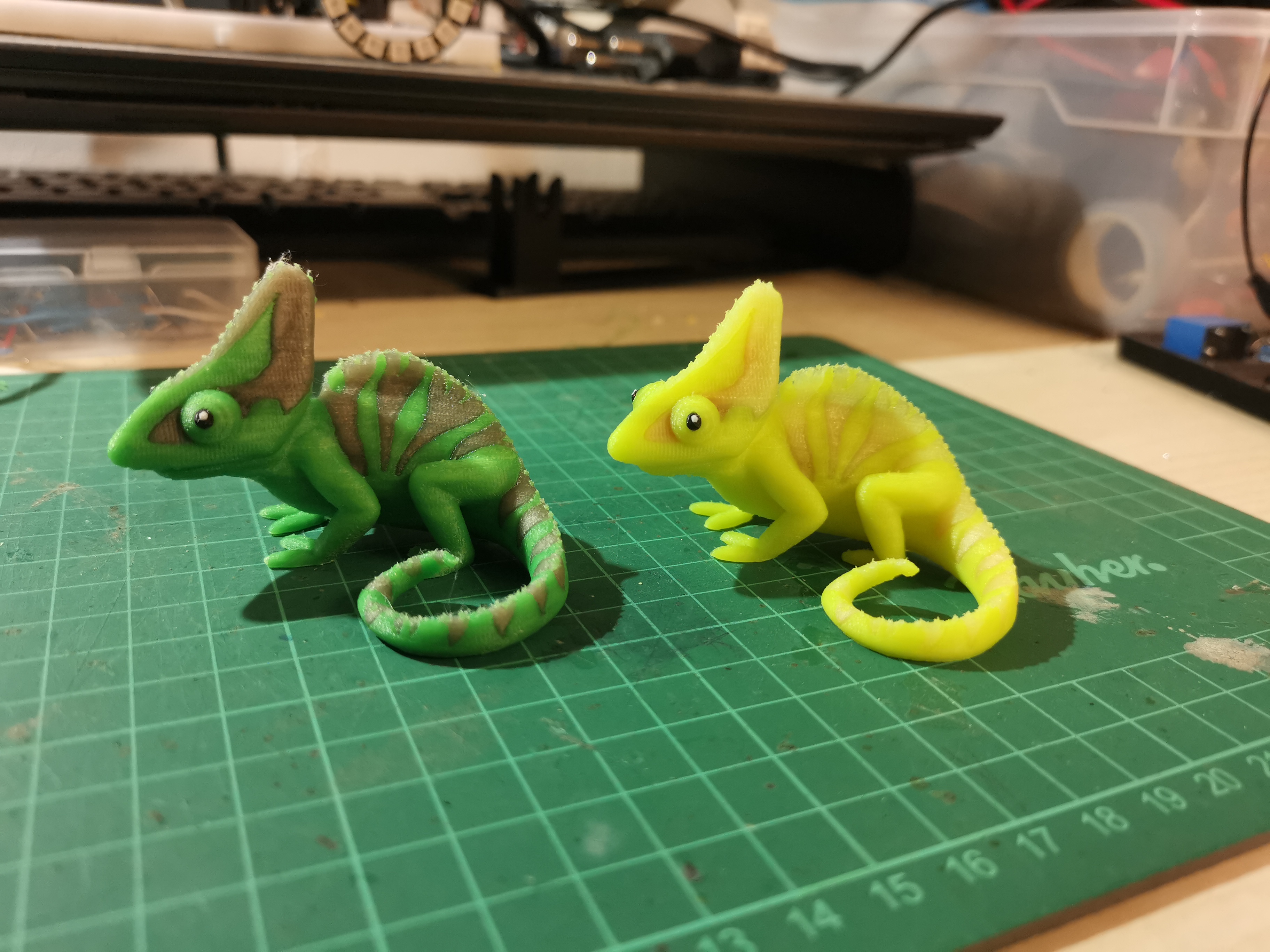 Yemen Chameleon MMU Remix