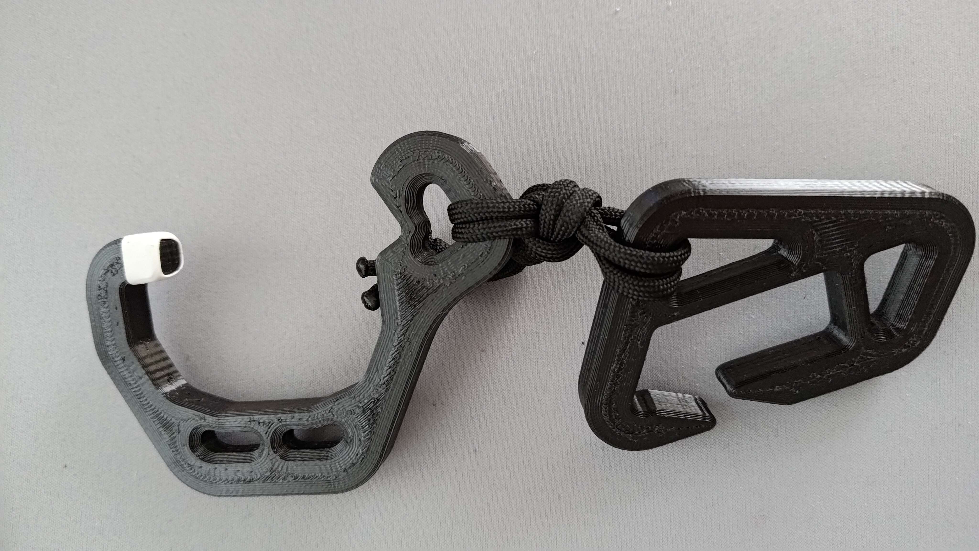 Miniatura 10 do modelo 3D Universal backpack/jacket hook