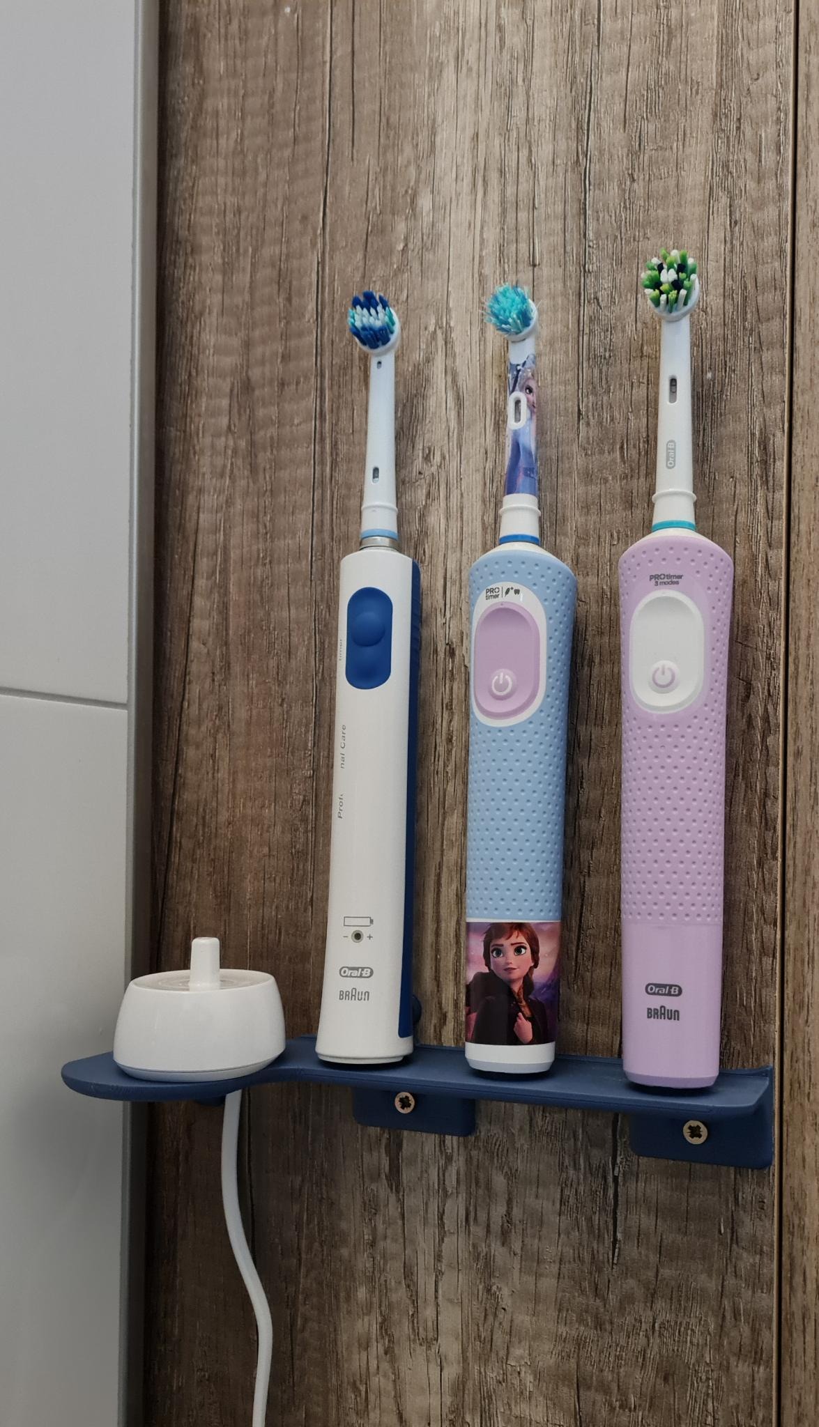 Toothbrush Holder for 3 Oral B Brushes