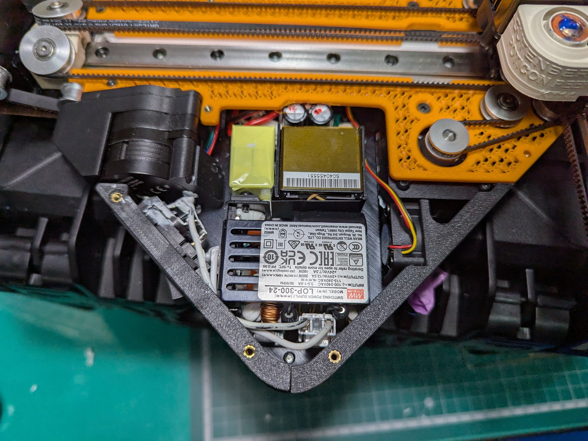 Positron side panel for LOP-300-24 with GDPS0034