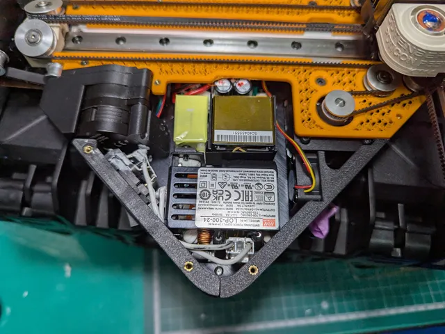 Positron side panel for LOP-300-24 with GDPS0034