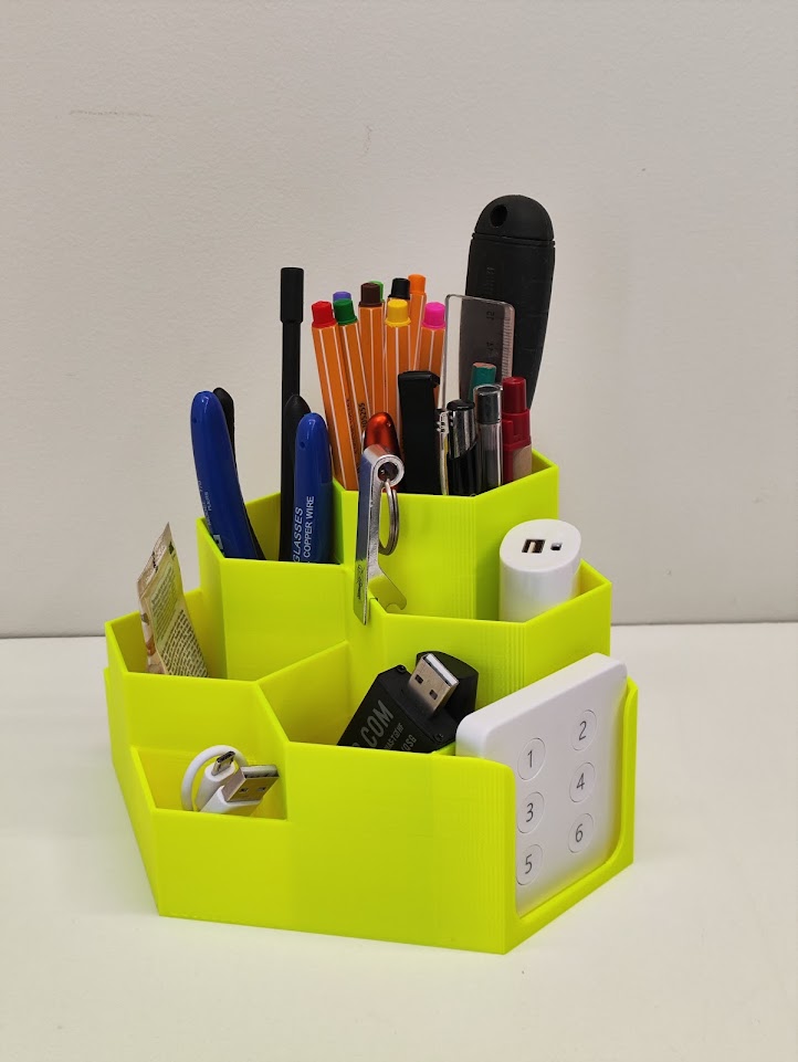 YAHO - Yet Another Hexagonal Organizer