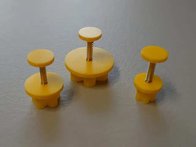 FIVE-PETALLED FLOWER CUTTER / VYKRAJOVÁTKO PĚTI LISTÉ KVĚTINY