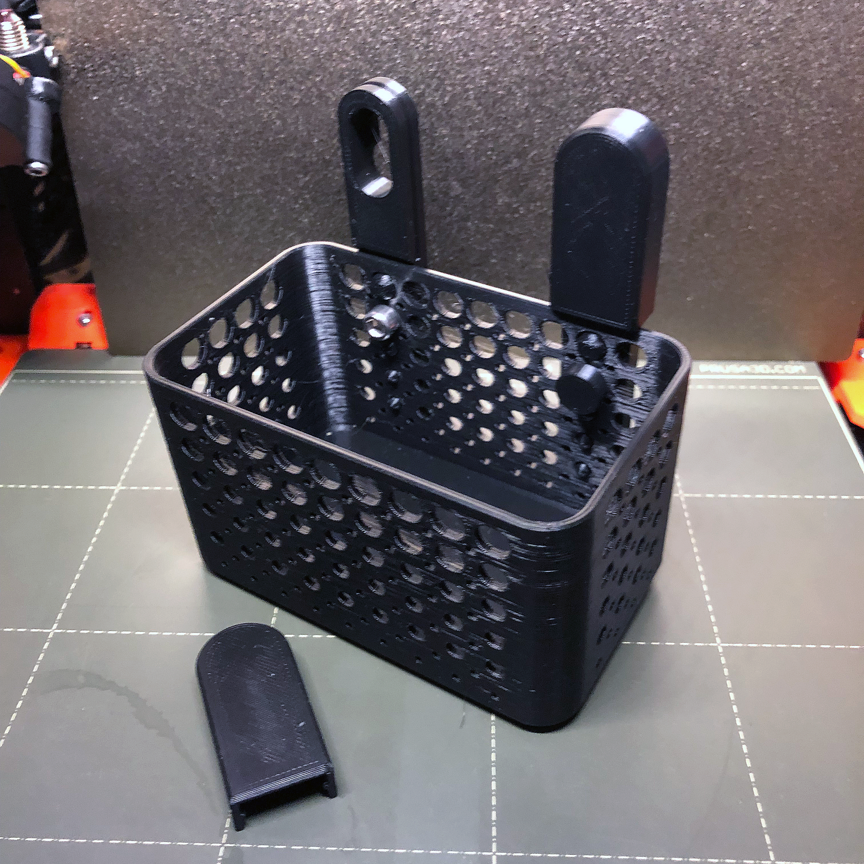 Miniatura 4 do modelo 3D Wall mounting modules for baskets