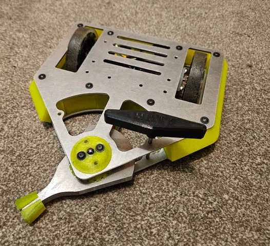 Yellowcake - A UK beetleweight combat robot