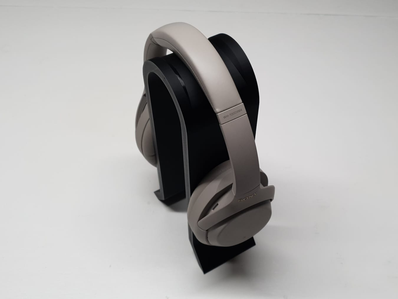 Miniatura 3 do modelo 3D Headphone Holder Stand