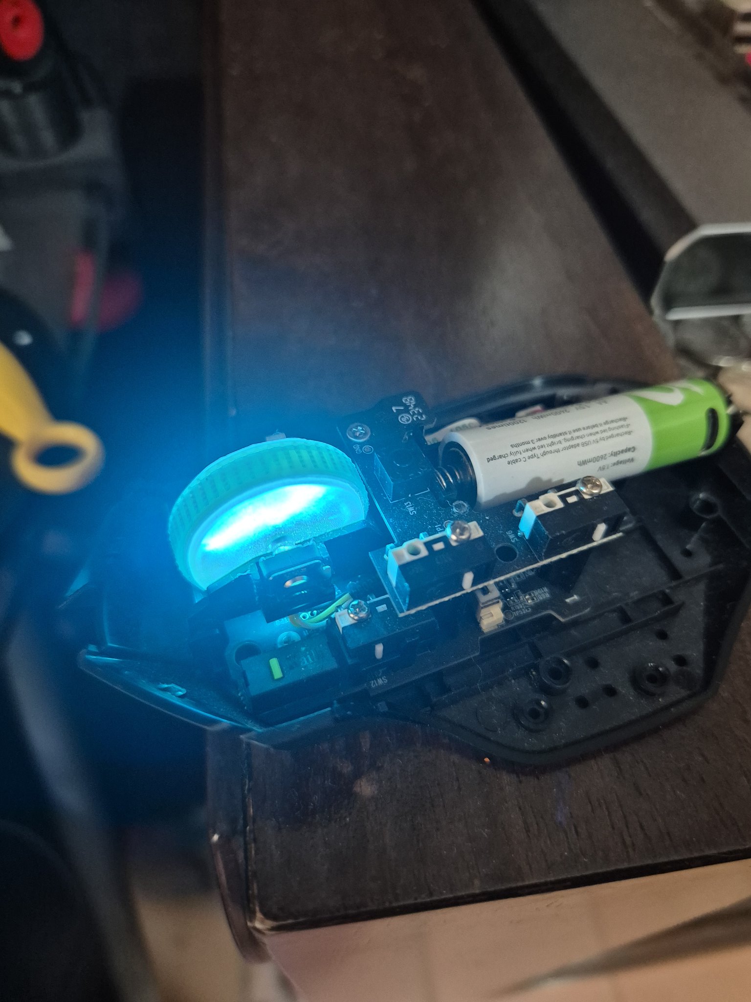 Basilisk V3 X HyperSpeed mouse wheel