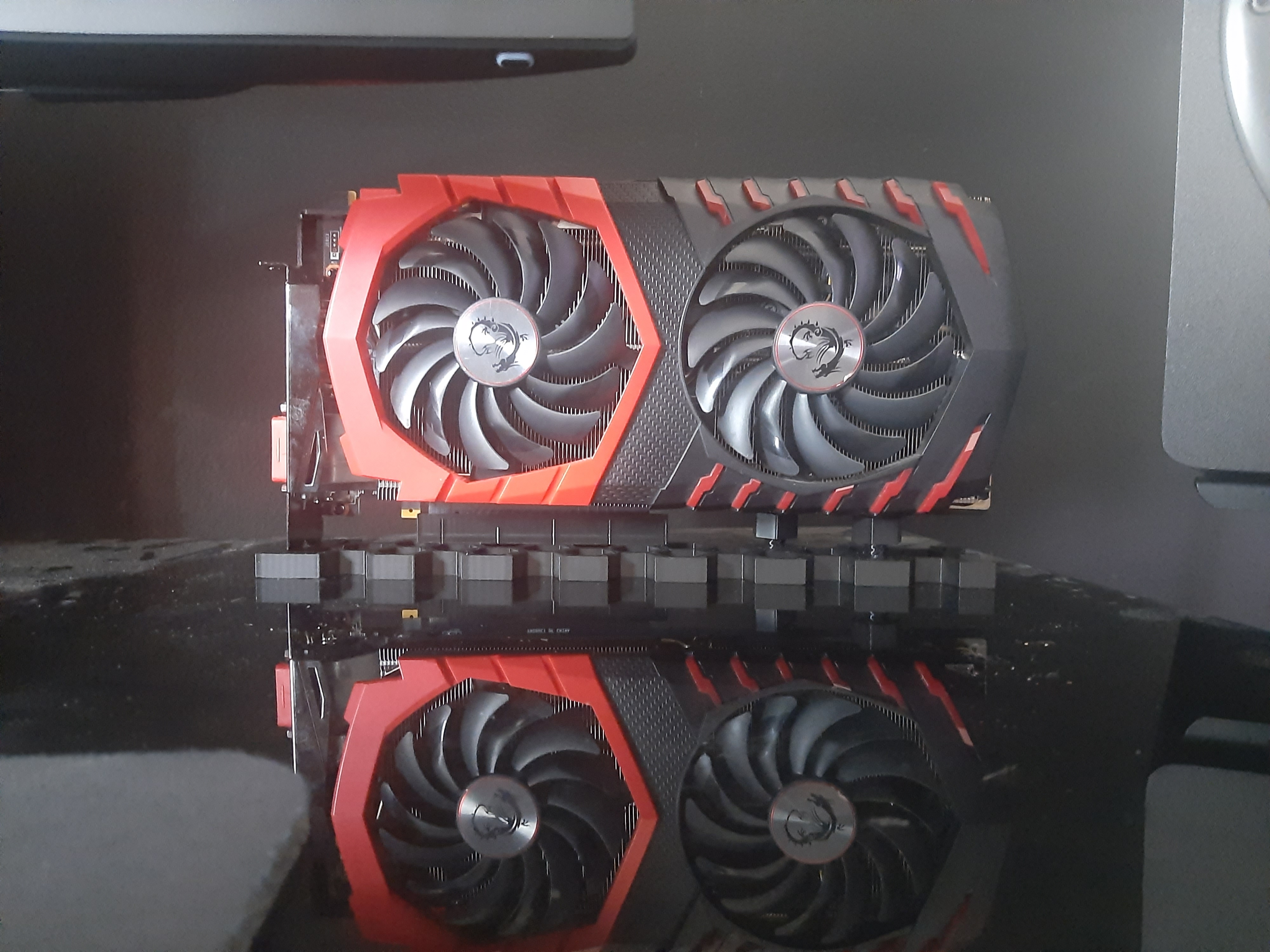 Miniatura 6 do modelo 3D Nuts and Bolts GPU Stand