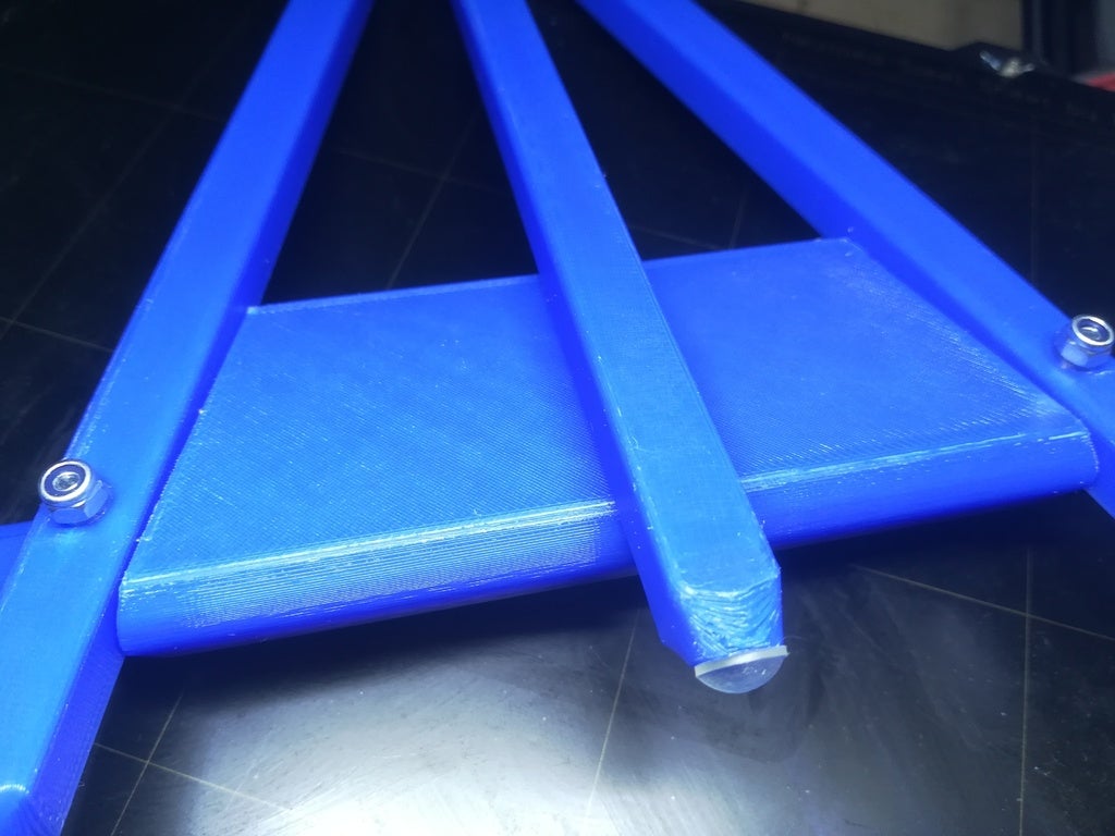 Miniatura 4 do modelo 3D Desktop Mini Easel